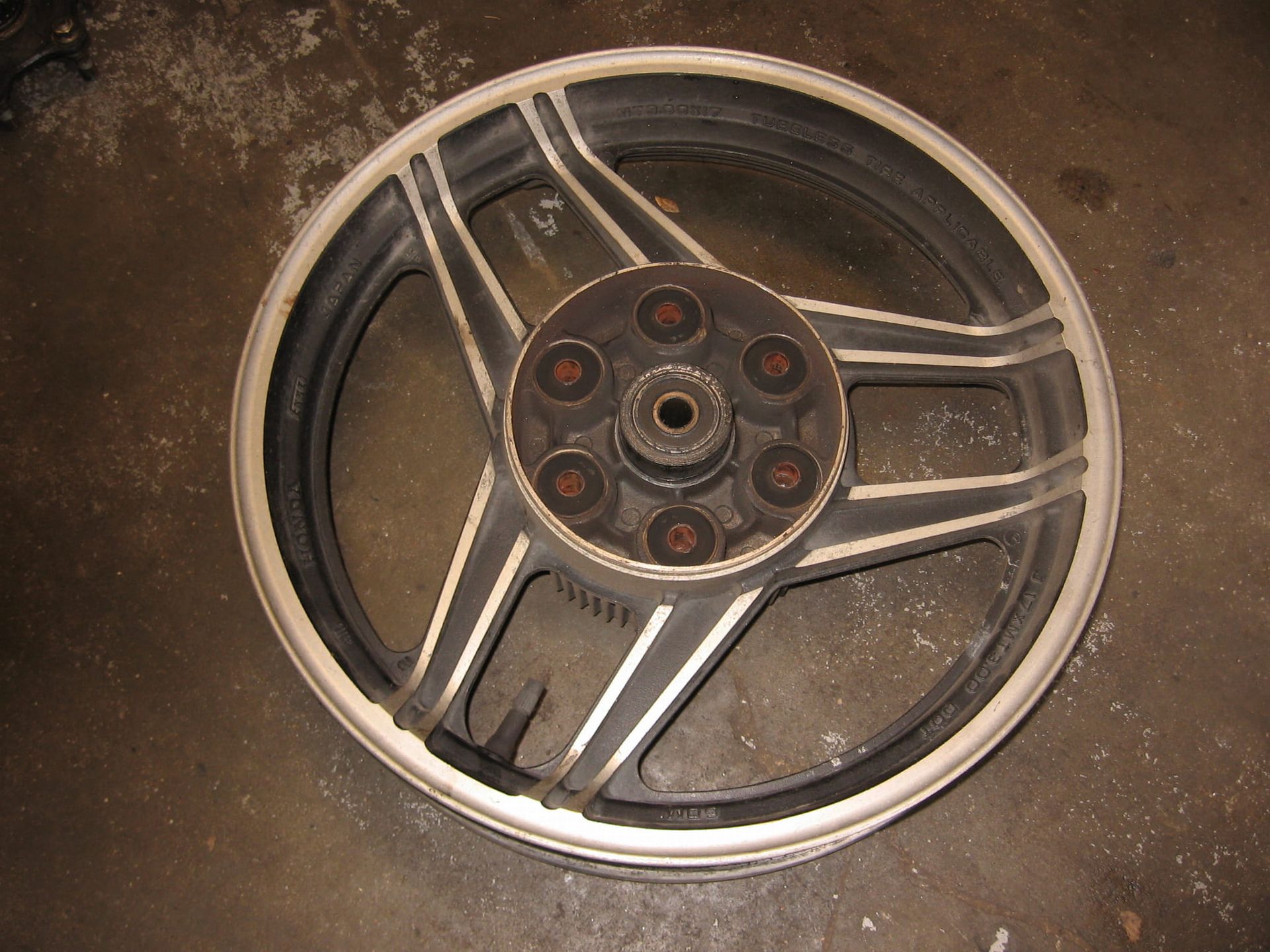 Achterwiel Enkei 3.00x17	Vf750s 82	42650-mb0-305
