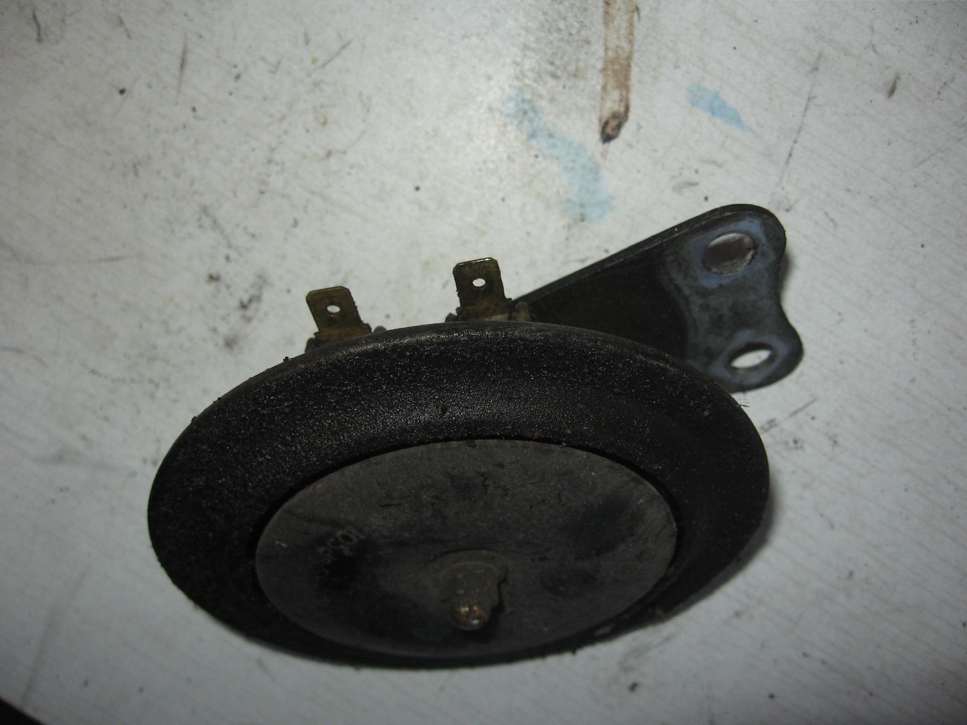 claxon met houder	Kz550 1980-83  	27003-1014