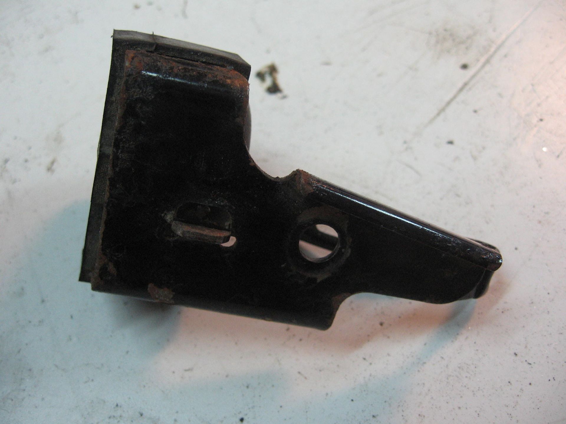 bevestegingsbeugel startrelais – cb750 1979-83		35851-425-010 , 	35851-425-020