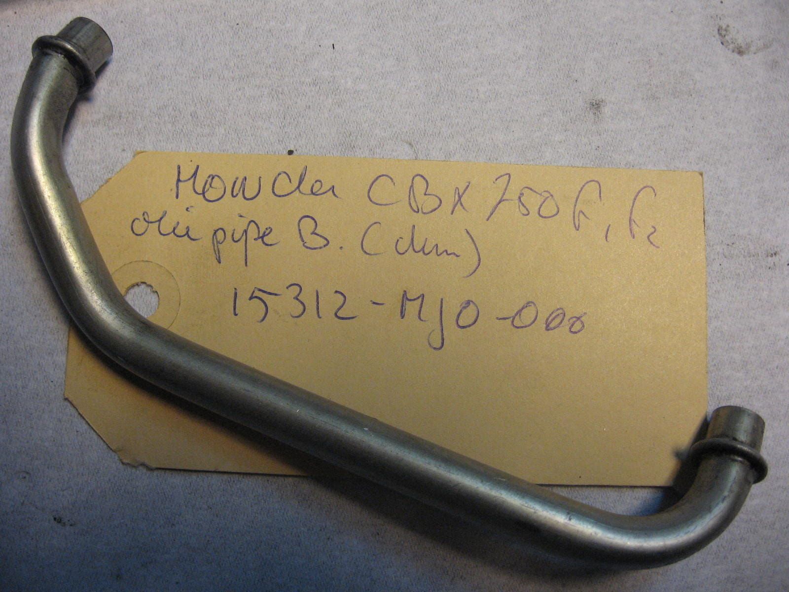 oliepijp B -- cbx750f f2 1984-86		15312-MJ0-000