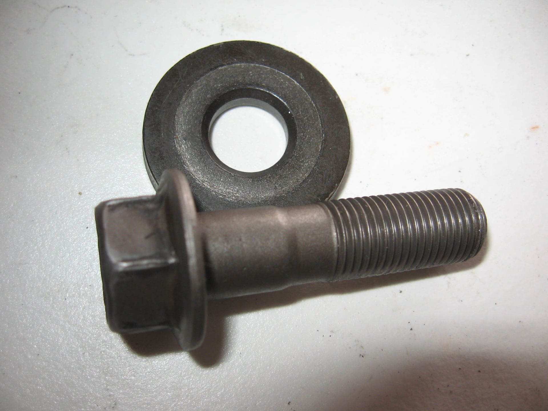 flensbout dynamorotor (linkse draad) + ring //	 xl650v 	90025-mn8-000