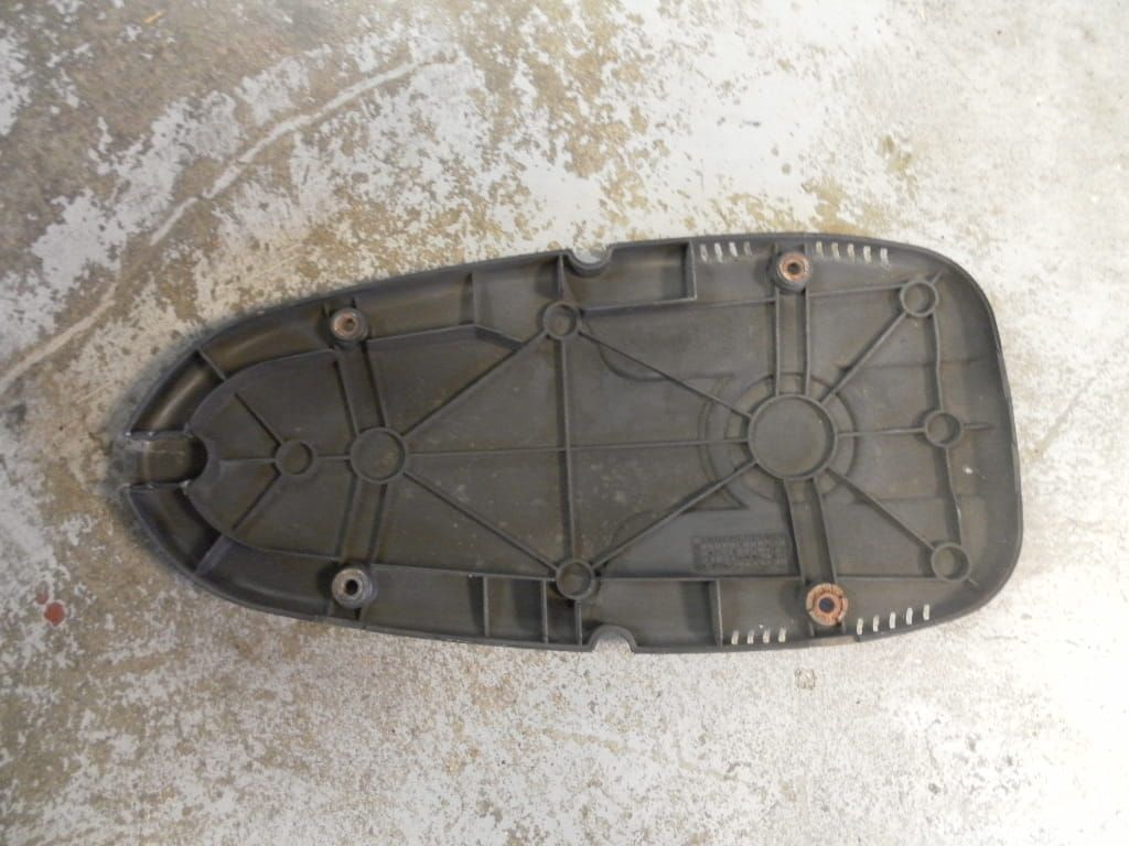 kunstof deksel voorkant blok	R1100 r1150  	11147678717	11141341562 . 11141341297