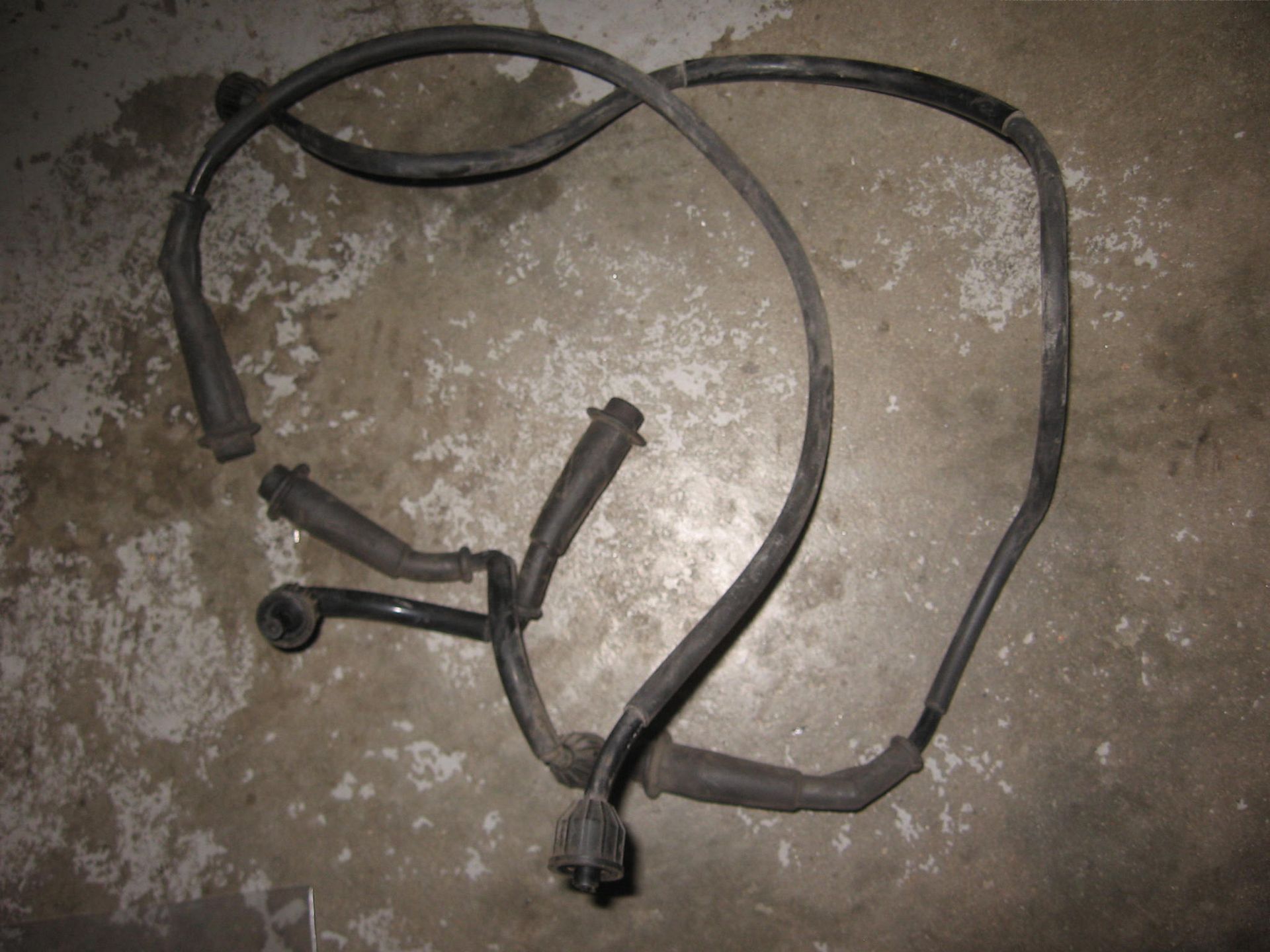 bougiekabels alle 4 // vf500f 1985		30751-MF2-880 + 30752-MF2-970 + 30753-MF2-000 +70754-KE7-000