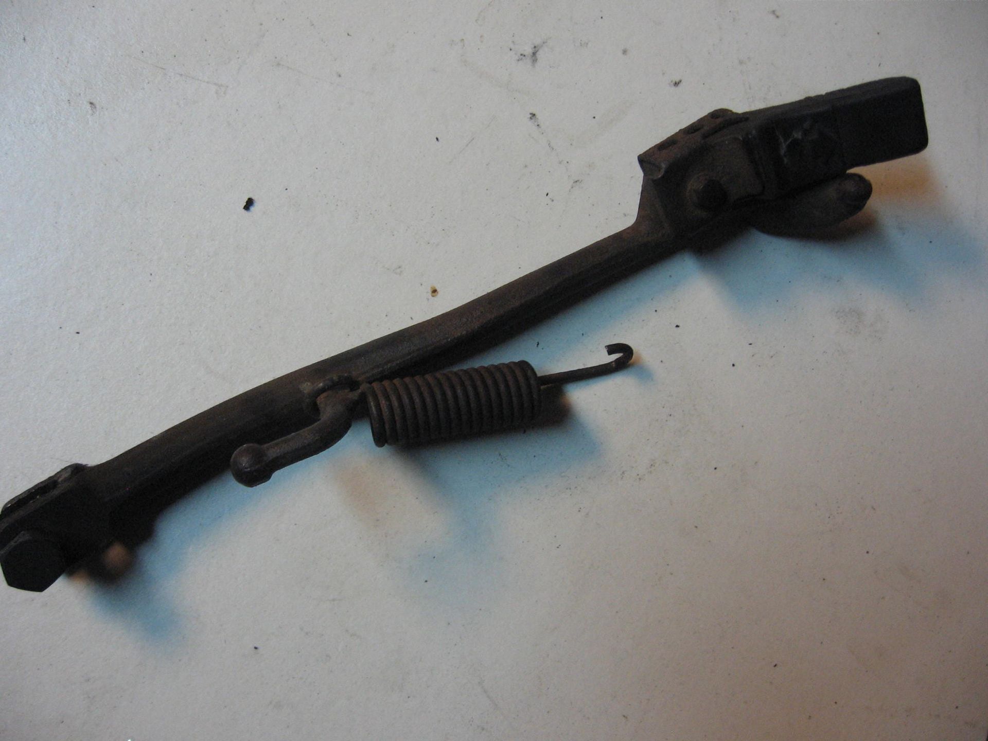 zijstand met veer vf500f 1984-86 		50540-MF2-000 + 50541-MB0-000