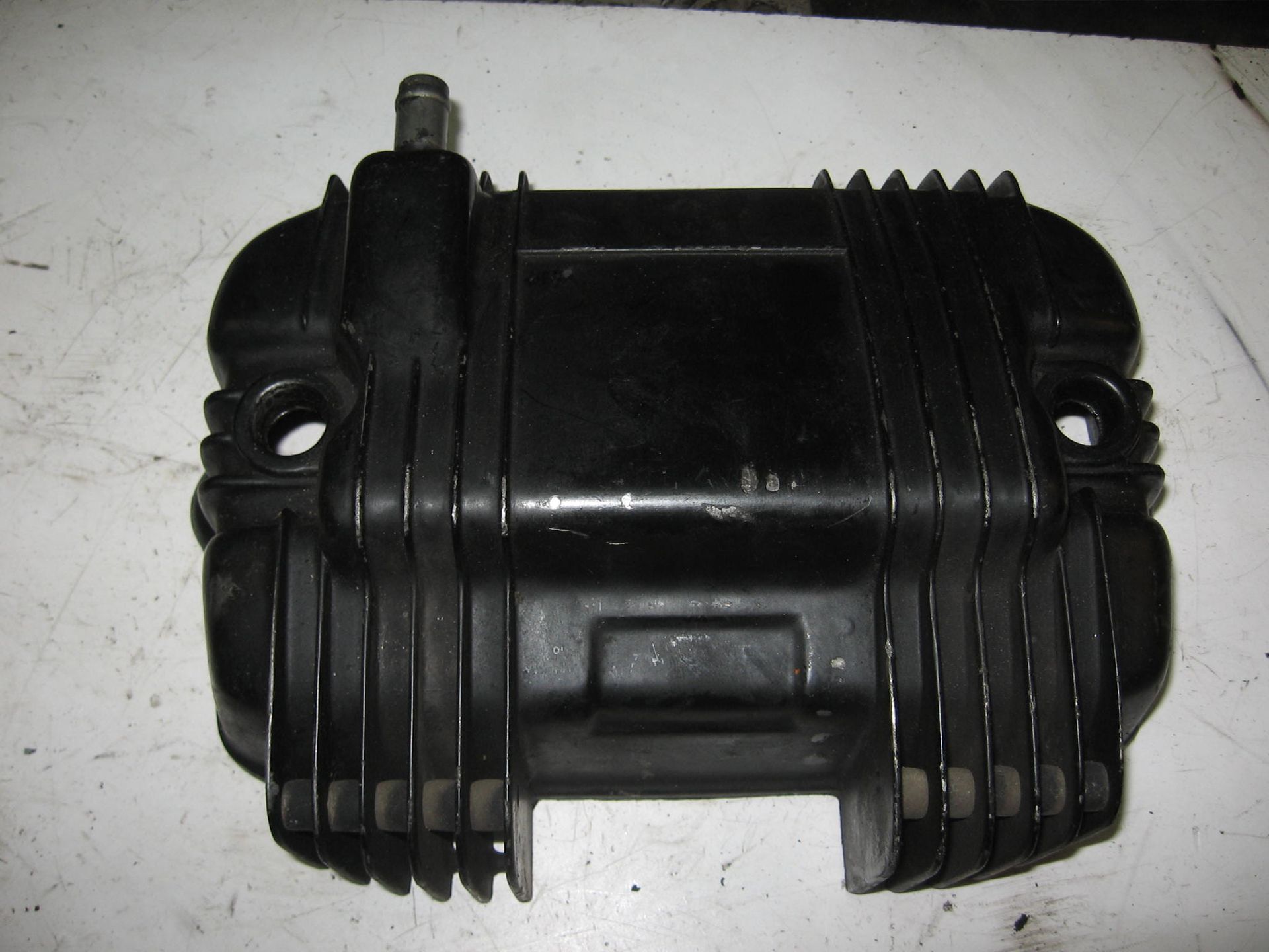 Kleppendeksel // cm400 cm450 1982-83 cb450 1982-86 cb400 1978-81		12300-413-000 (2)