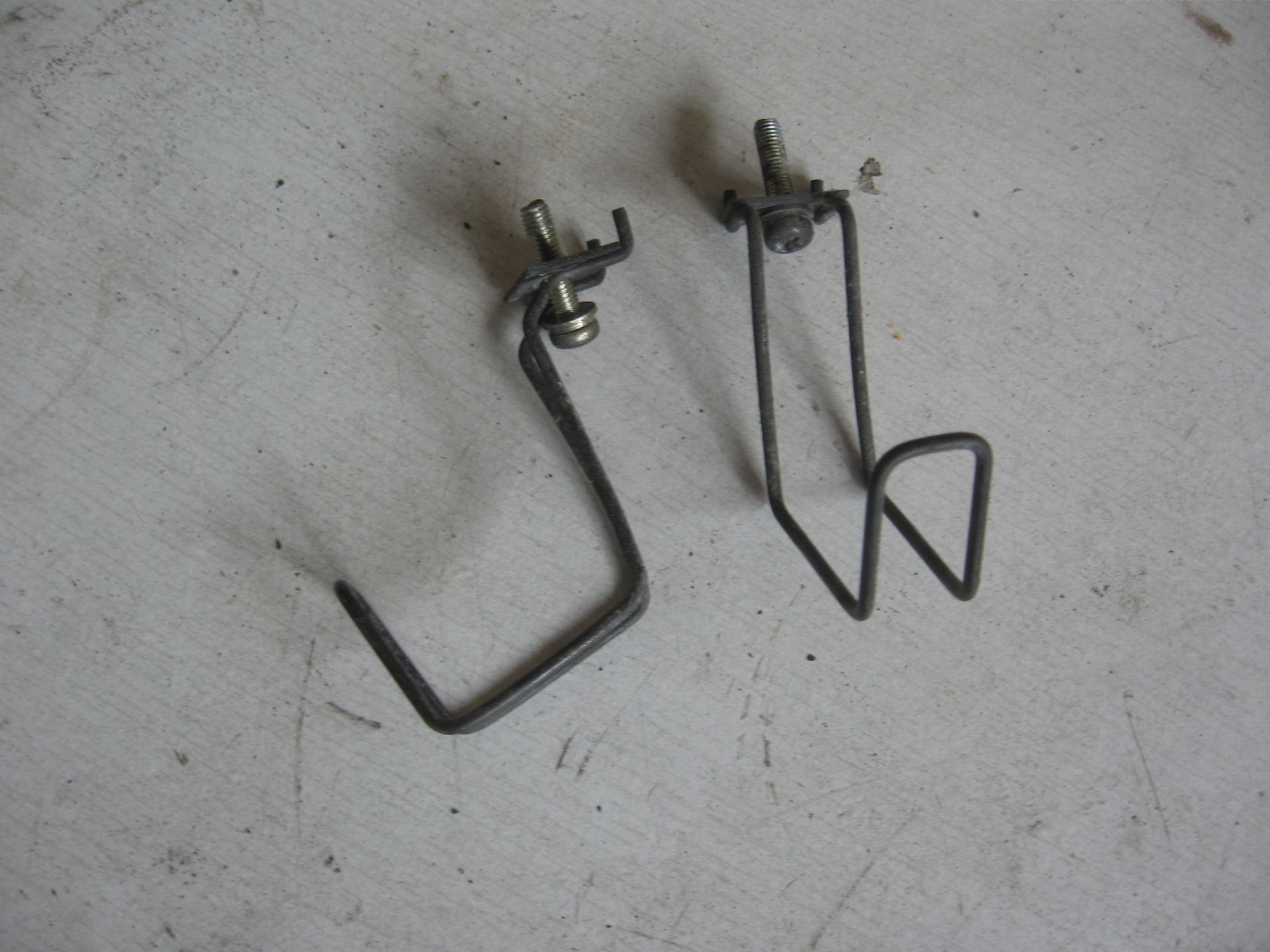 beugel kabelgeleiding onder zekeringhouder	Vfr400rg 1986	32900-ml6-671