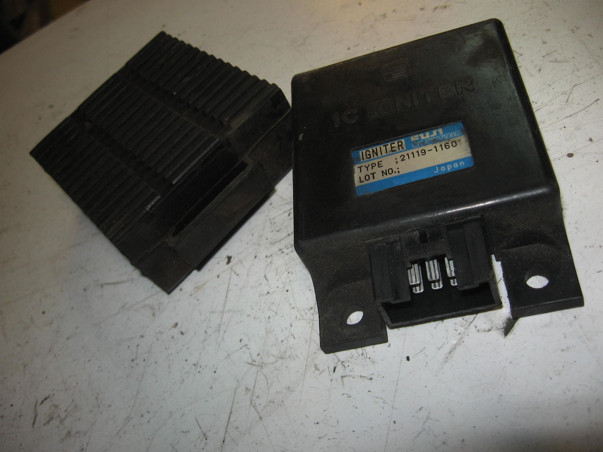 ontsteking unit // gpz600  1985-87 gpx600r 1988-97		21119-1167