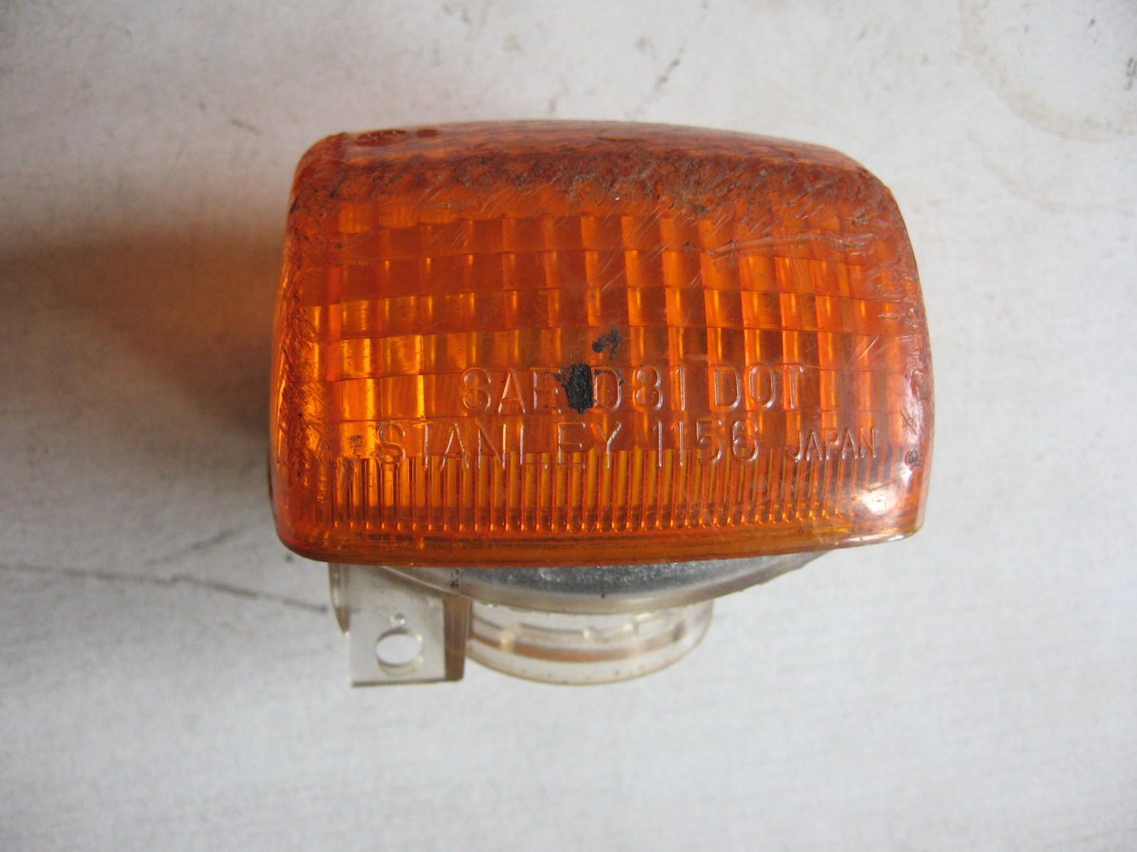 knipperlichtglas linksvoor / rechtsachter		33406-mb2-671 , schaafplek