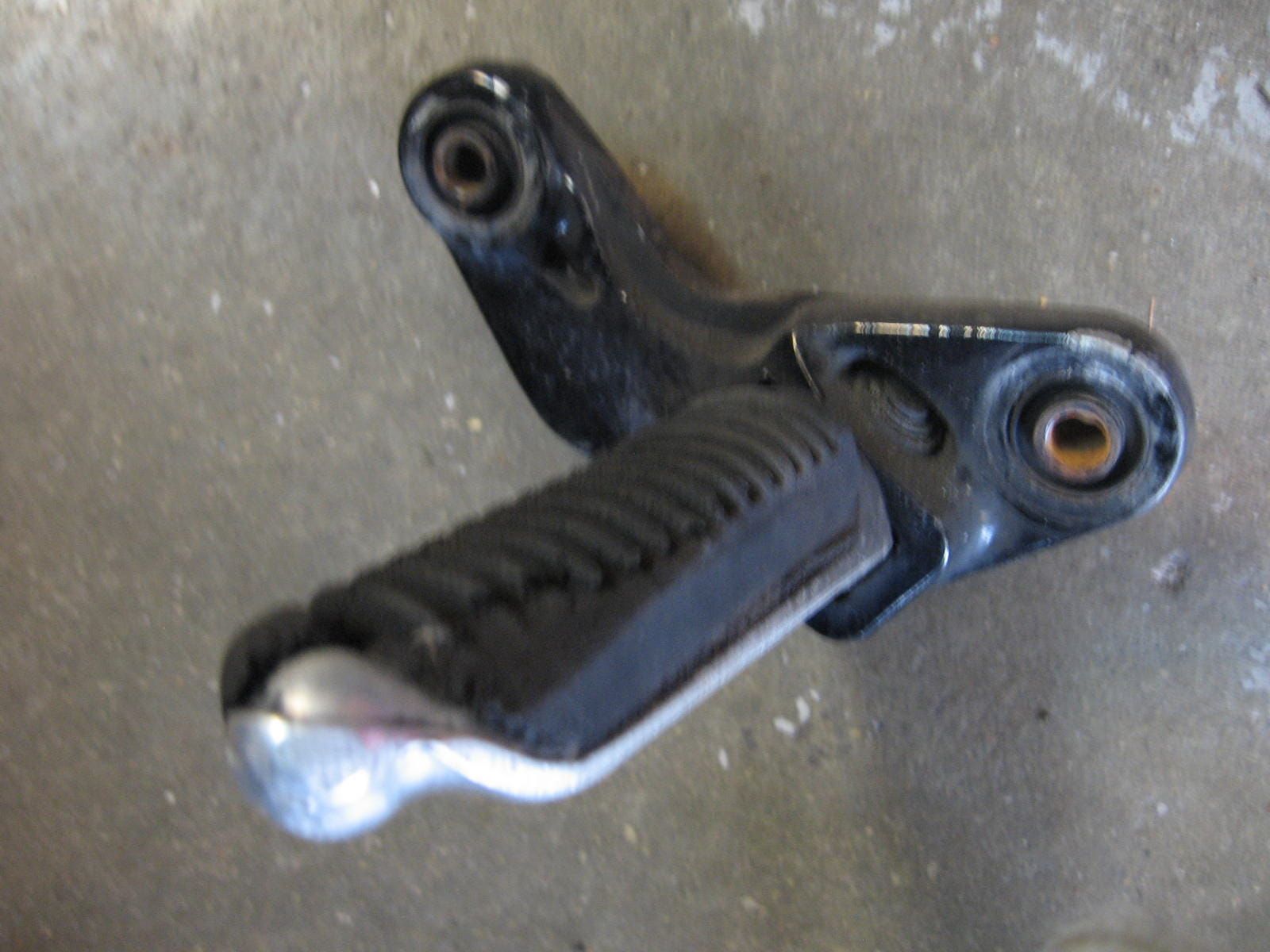 voetsteunhouder rechts 	Gsx600f 1988-06	43531-19c00