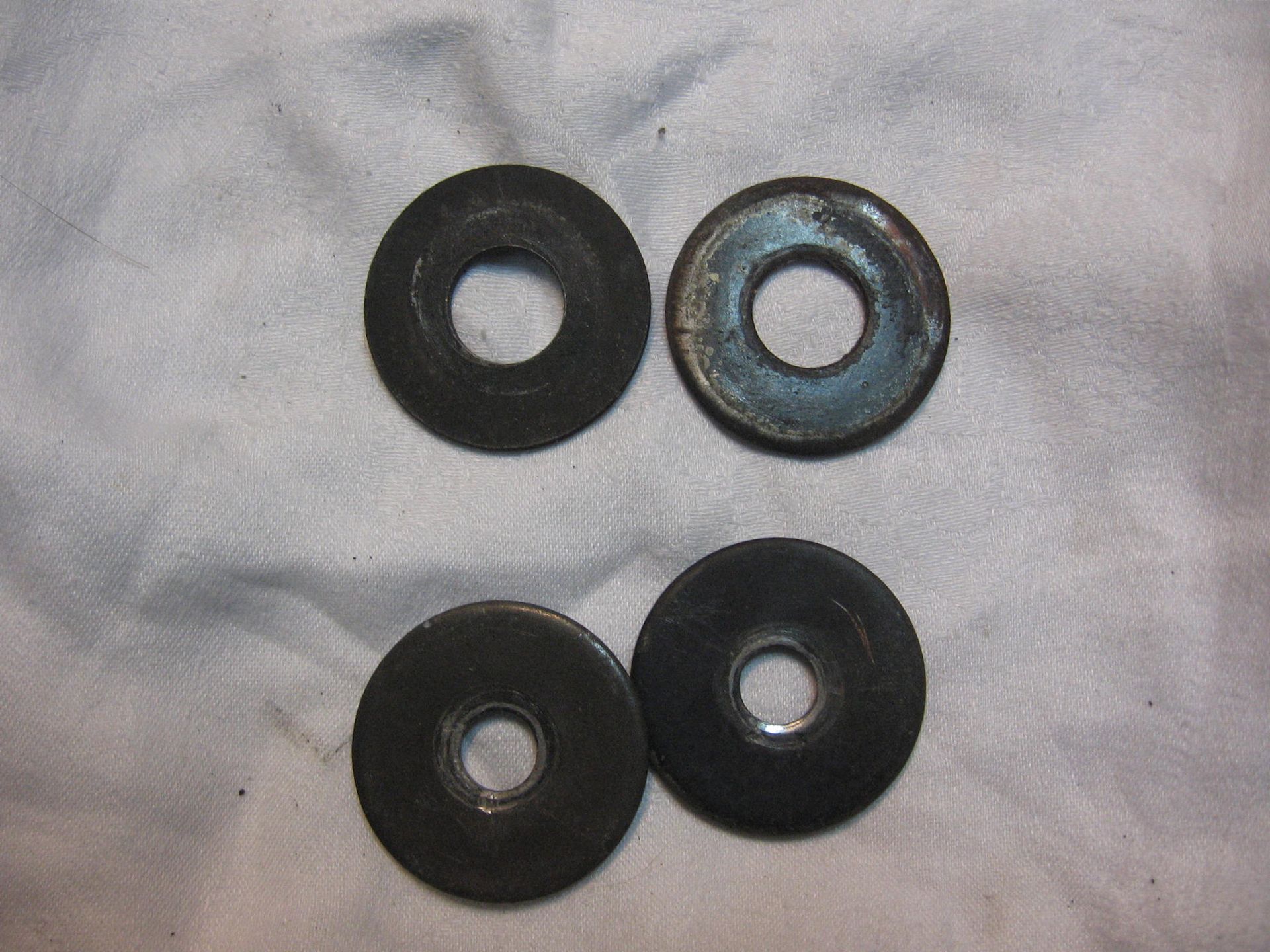 set ringen voetsteun bevesteging -- xs400 sj 1982		90201-12195 + 90201-080E3