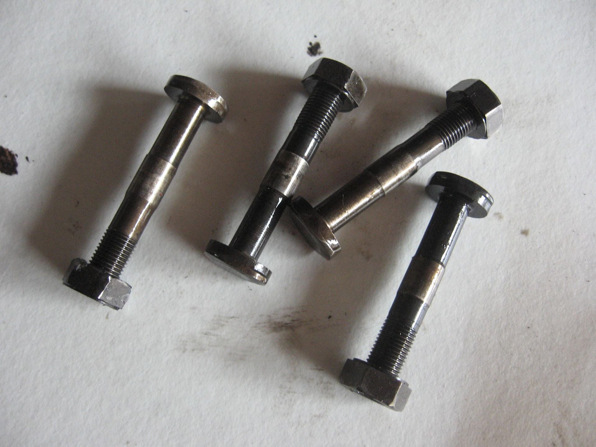 4 stuks drijfstangbout met moer // cb500k0 1971 , 132133-233-00	13214-300-000