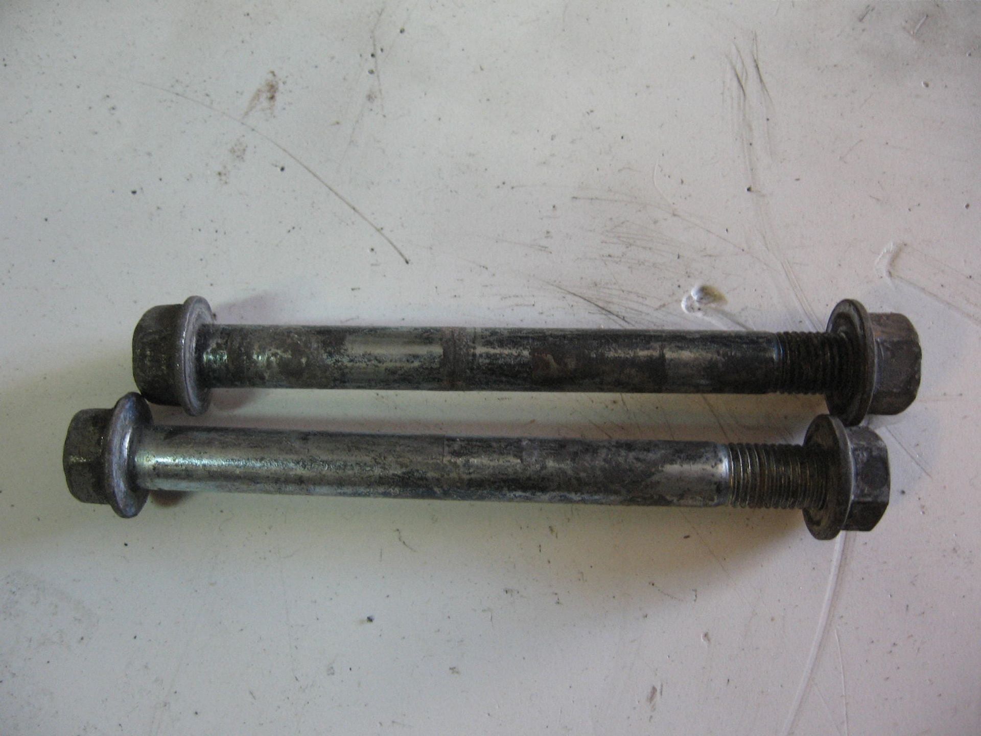 blokbevestegings bouten achter m10x110 – cmx250c 1985-2002 		90116-vm6-003