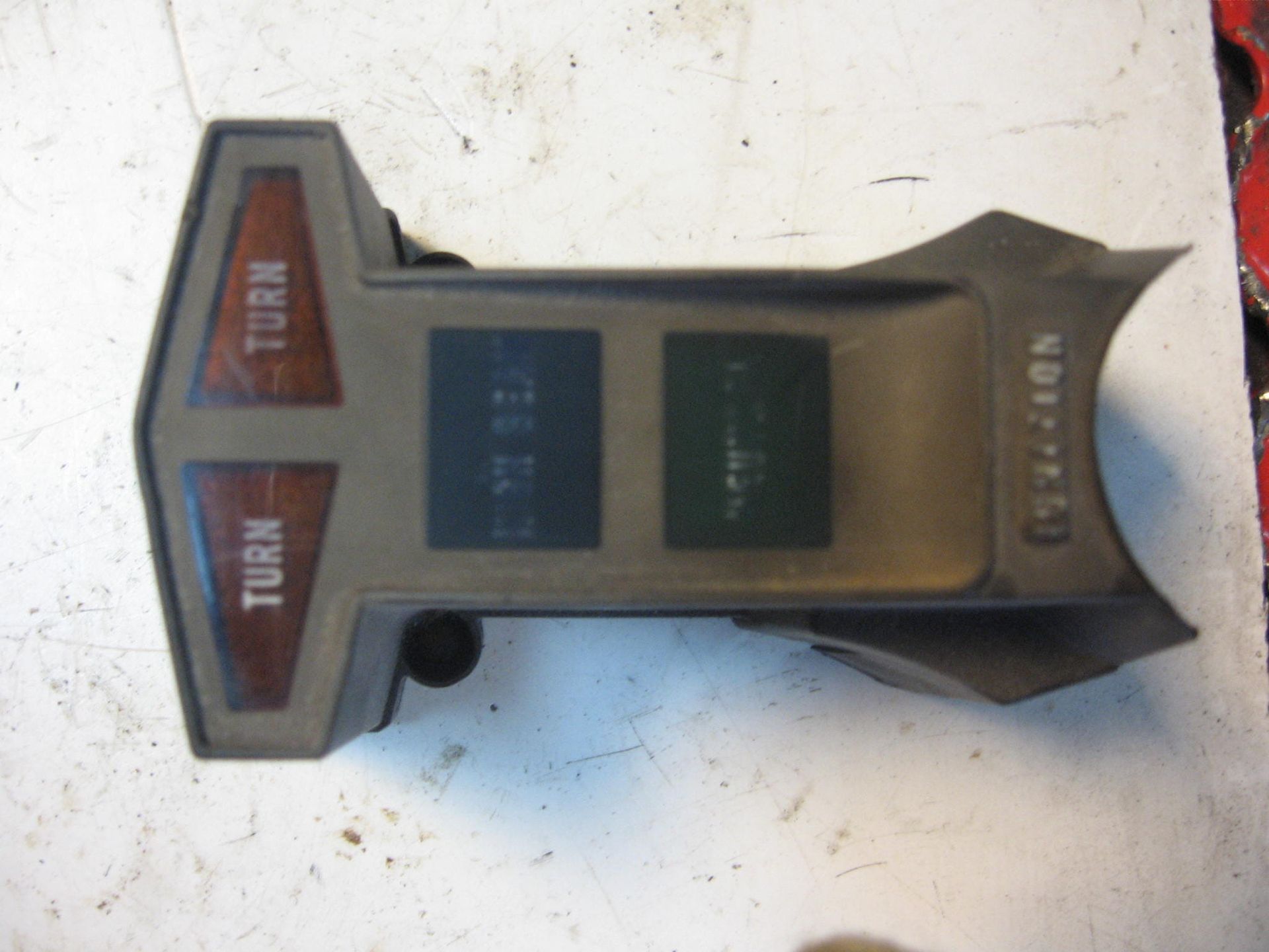 cover pilot box , glas controle lampjes // KZ550 1980-83		25023-1007