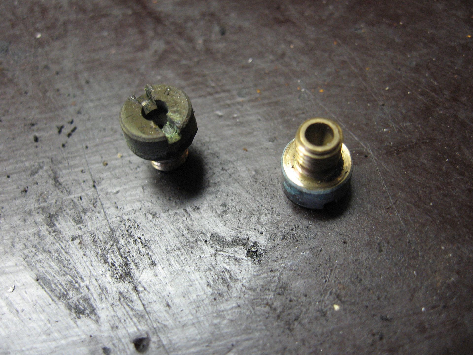 1x  jet , sproeier [#120] Mikuni	gsx400e gs450 gs1150	09491-23005 	09491-24016