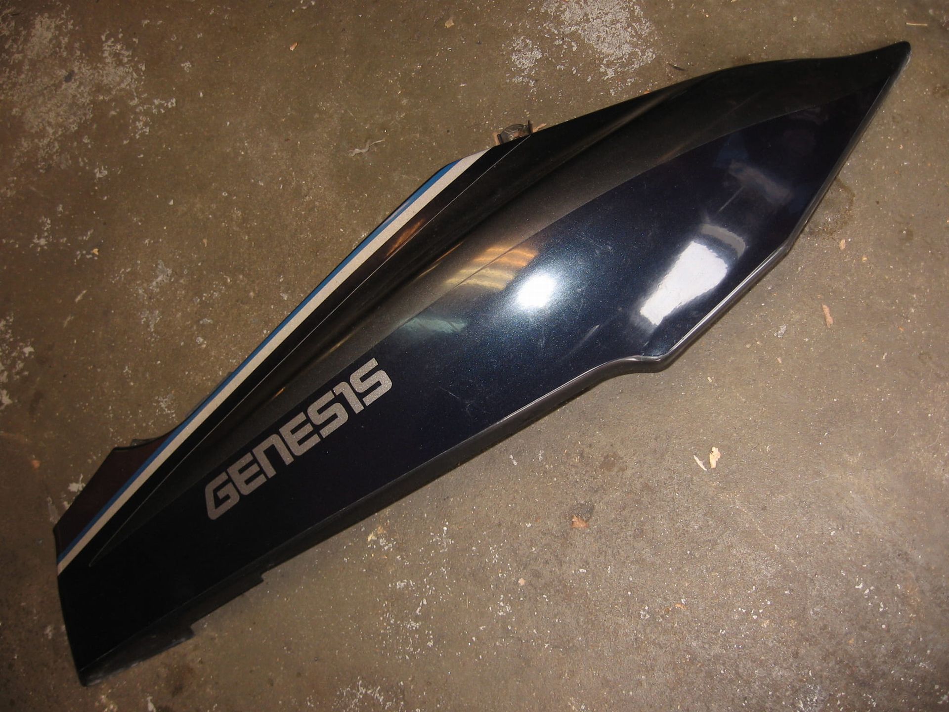zijkap rechts	Fzr1000 91-95	3gm-Y2172G-07B