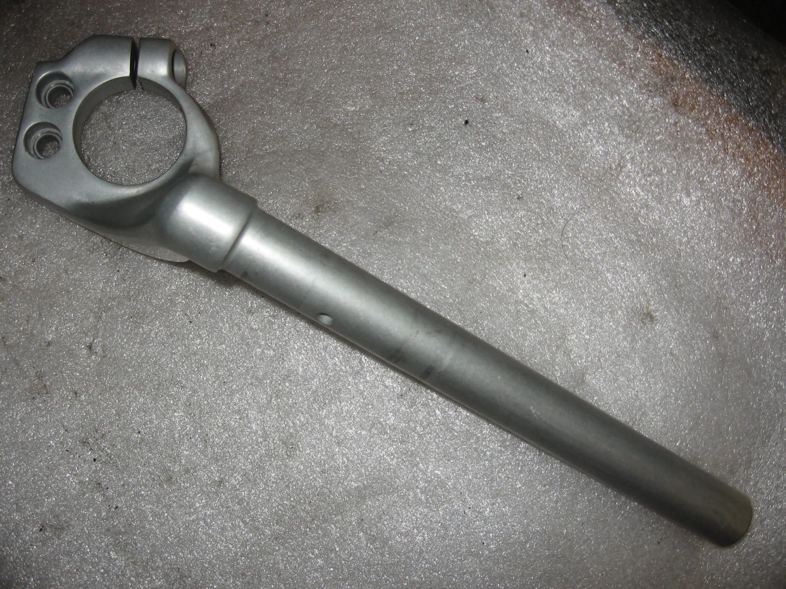 stuurhelft rechts , handlebar right , stummel lenker	sprint ST 1999-2014	T2040981