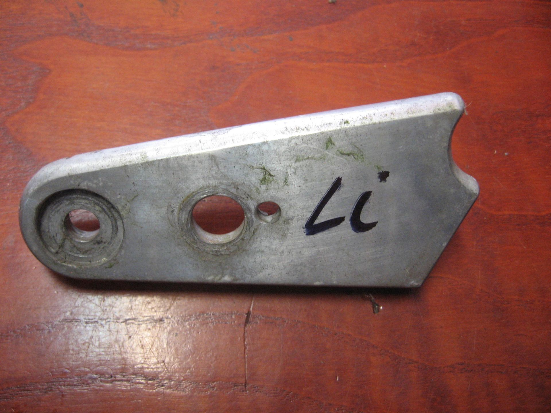 koplamphouder links -- vt500c 1983-84		61313-mf5-000 (1)