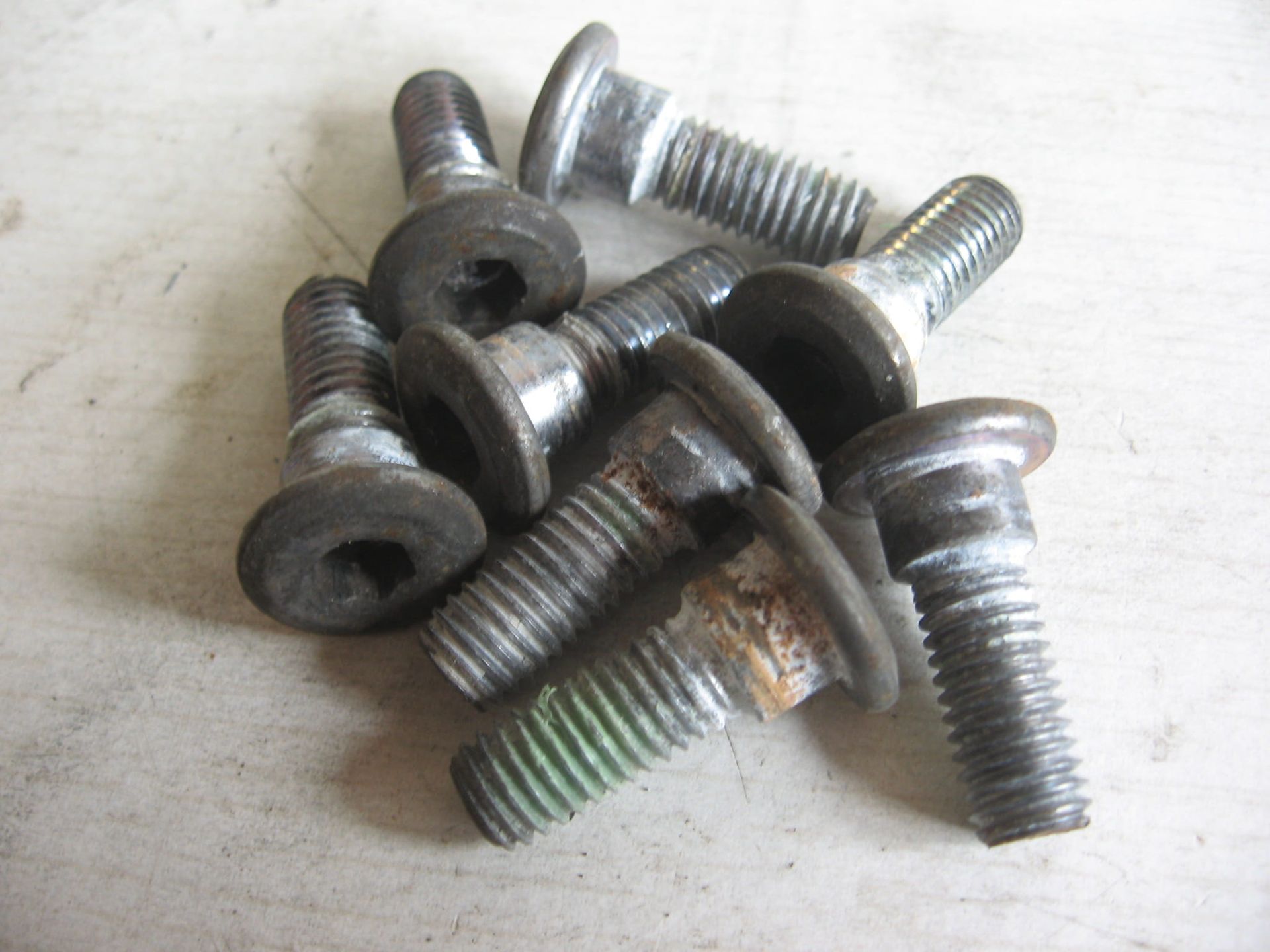 bouten bevestiging remschijf	Vt600c 1988-96 , 	90105-kr3-000