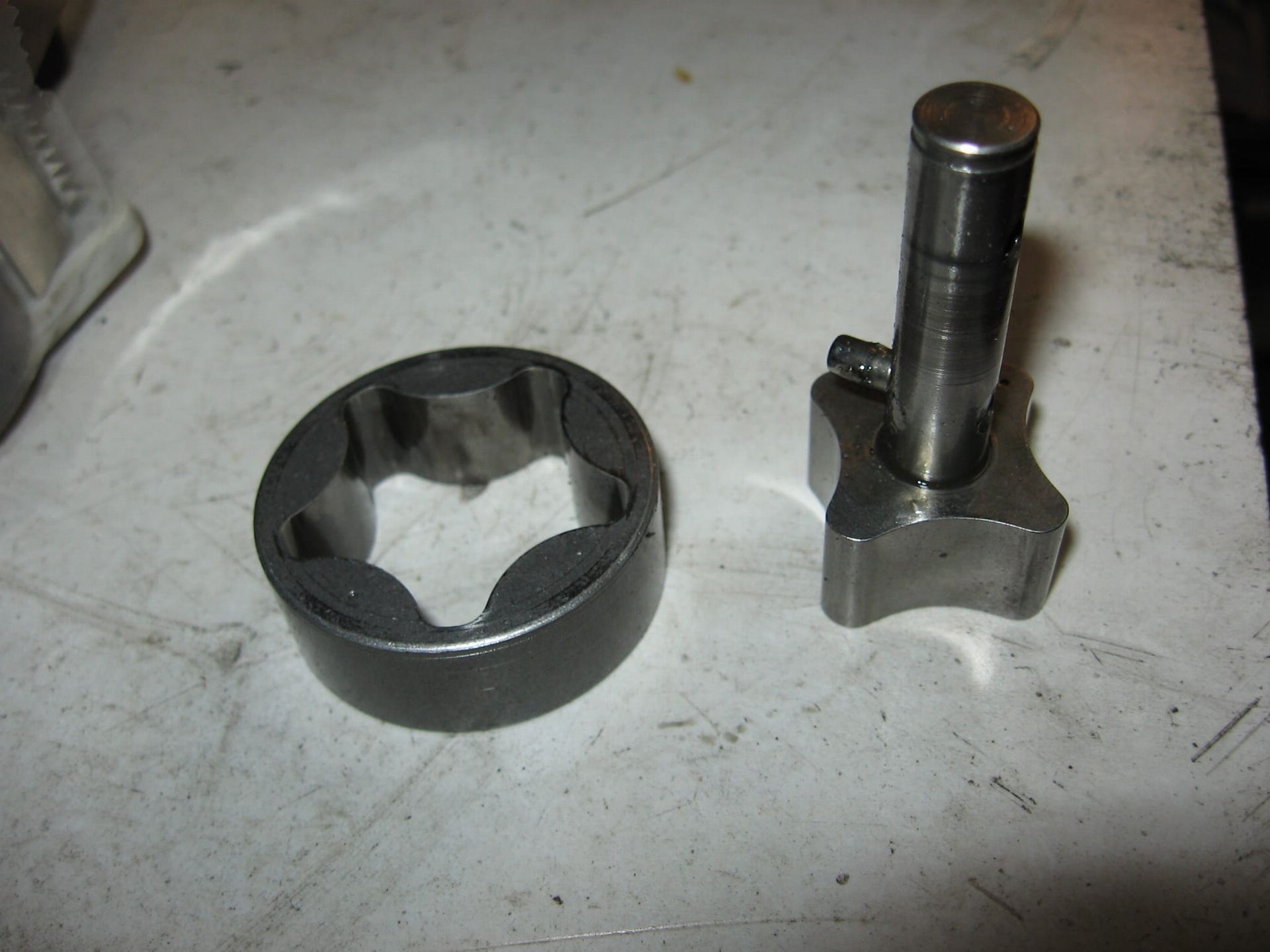 oliepomp drukkant	F650gs 99-2012 , f800gs f700gs	11417652927