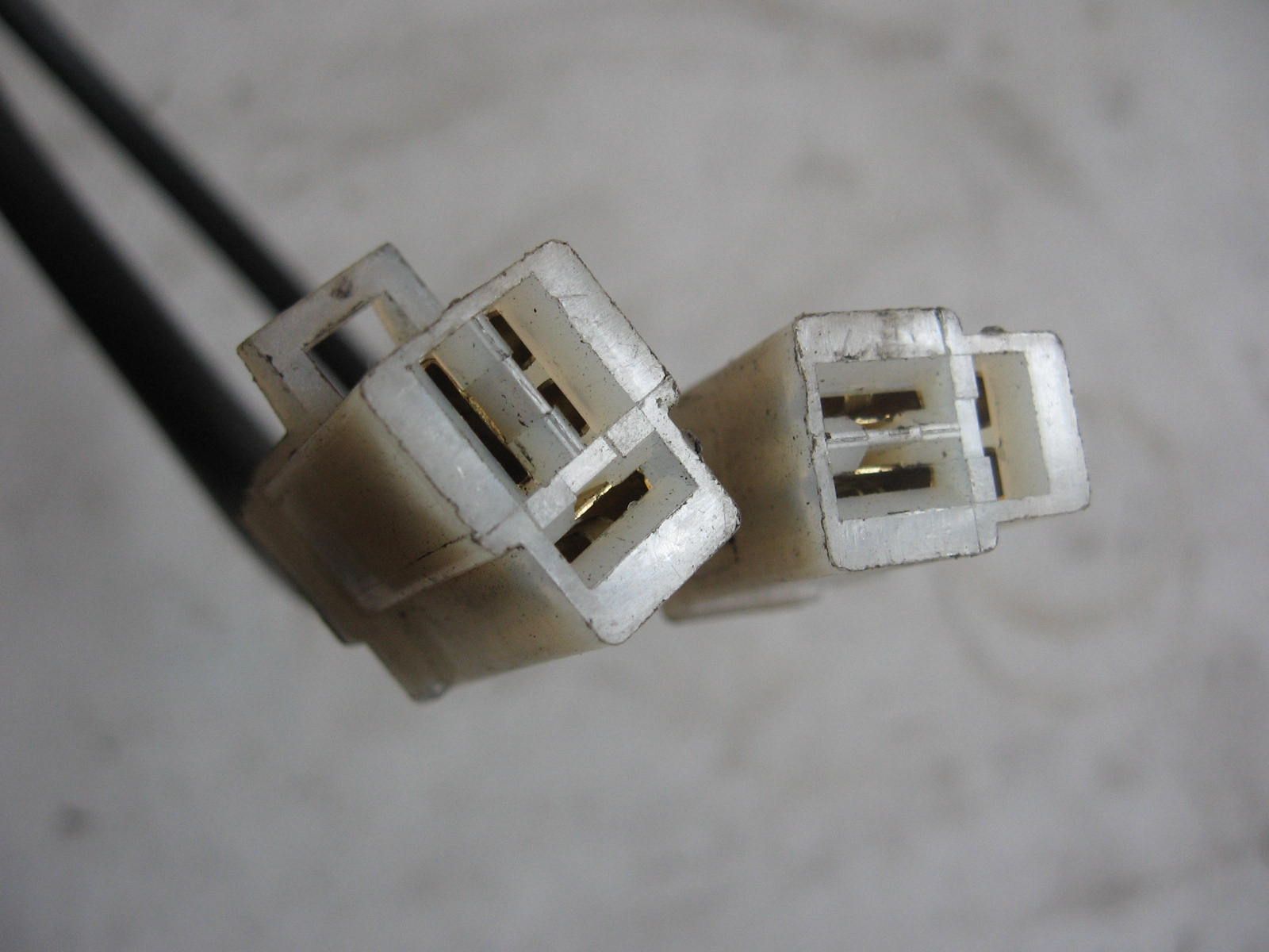 spenningsregelaar gelijkrichter cx500	zonder verpakking	vervangend		31600-415-008