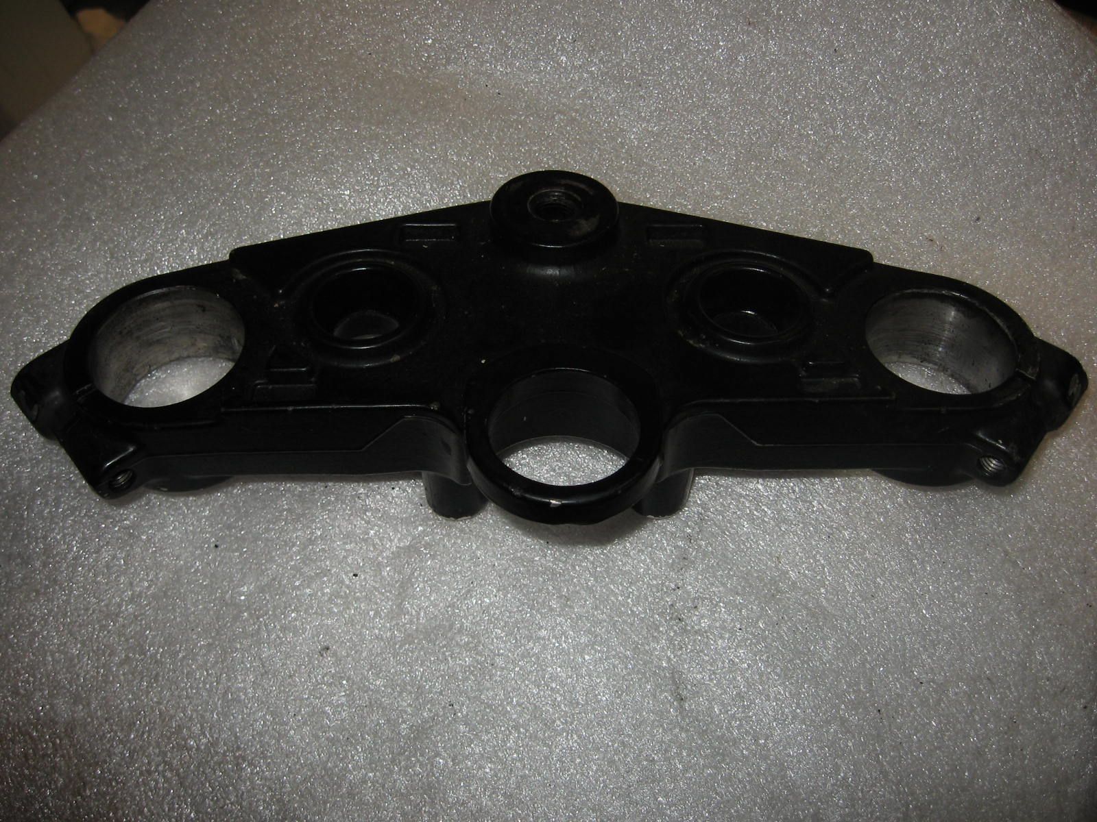 steeringstem head ,bovenste balhoofdplaat Gs500e 1989-2006 51311-01d00