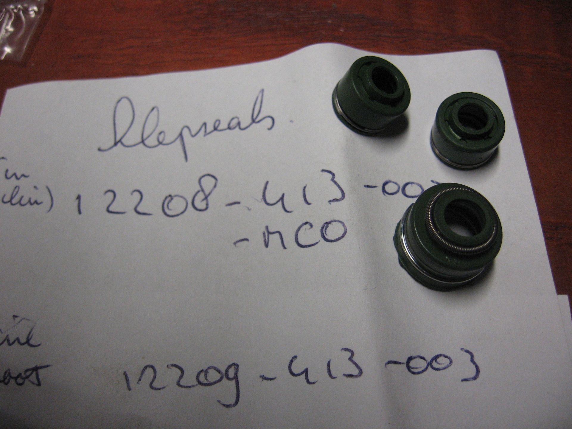 set klepseal 2 cilinder – cb400T ,CM400		vervangend		12208-413-003 , 12209-413-003	12208-mc0-003