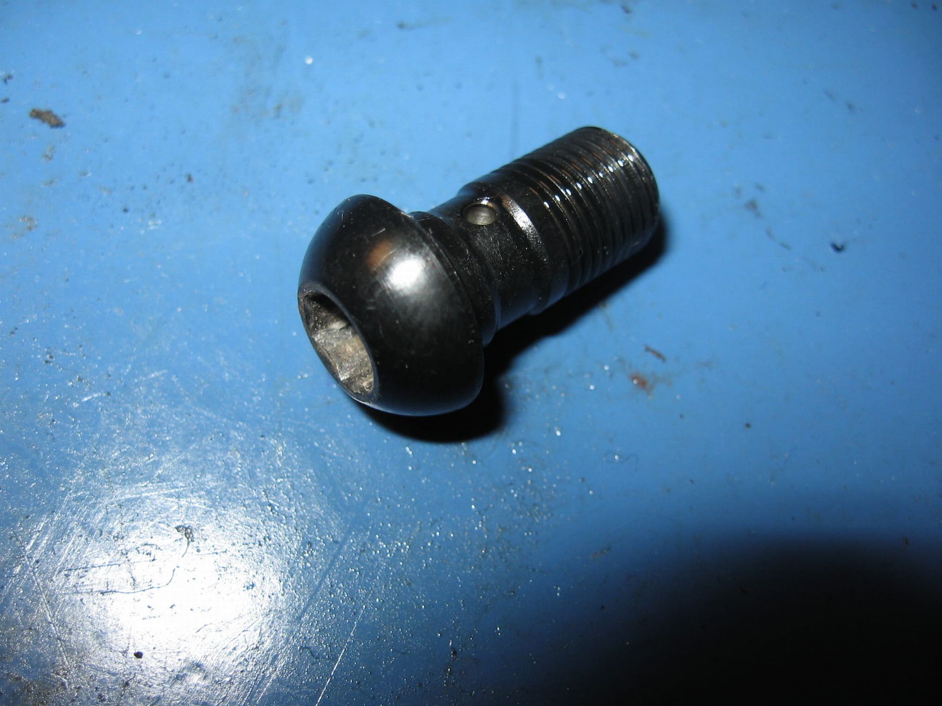 banjobout voorrem m10x1 	F650GS 07/2002 ( 99-2003)	34322331540