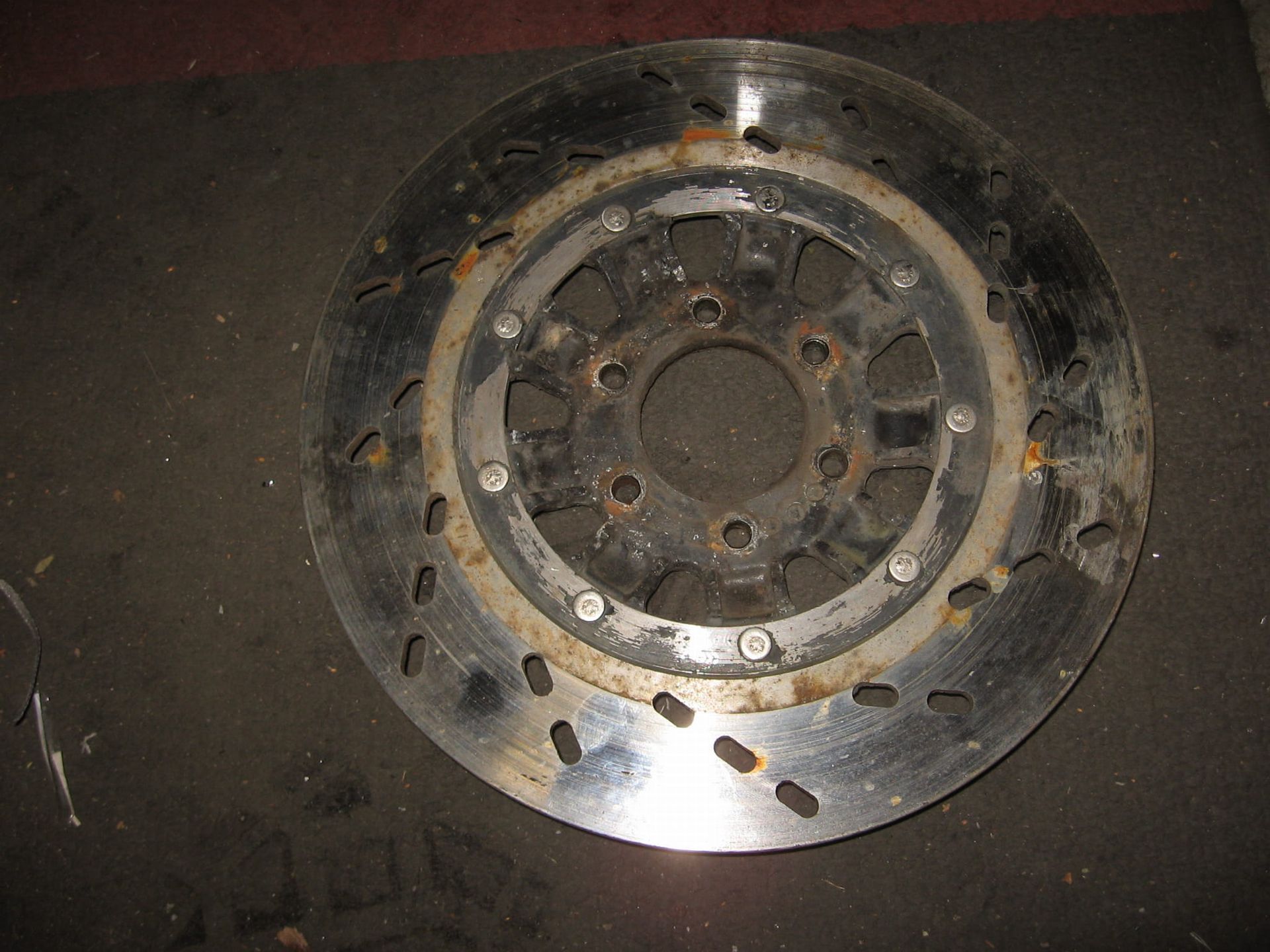 Achterremschijf 6,35mm	Gs850gt  1980	59210-18450 , gs750 gs1100