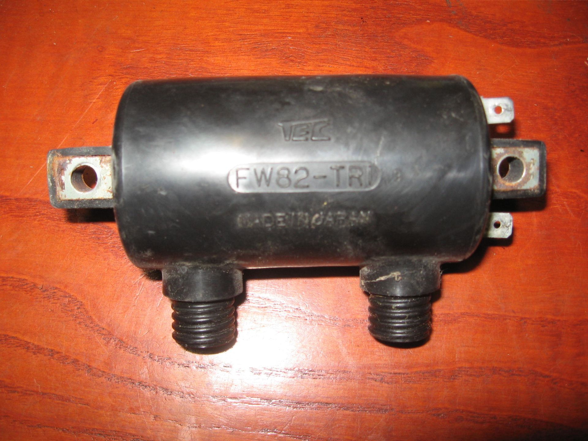 Bobine   // vf500f 84-86 vf500c 1984-85 , vf1100s 1984-85 , vf700 84-85 ,vf750 1984-85 		30510-mb0-702	30510-mb0-703