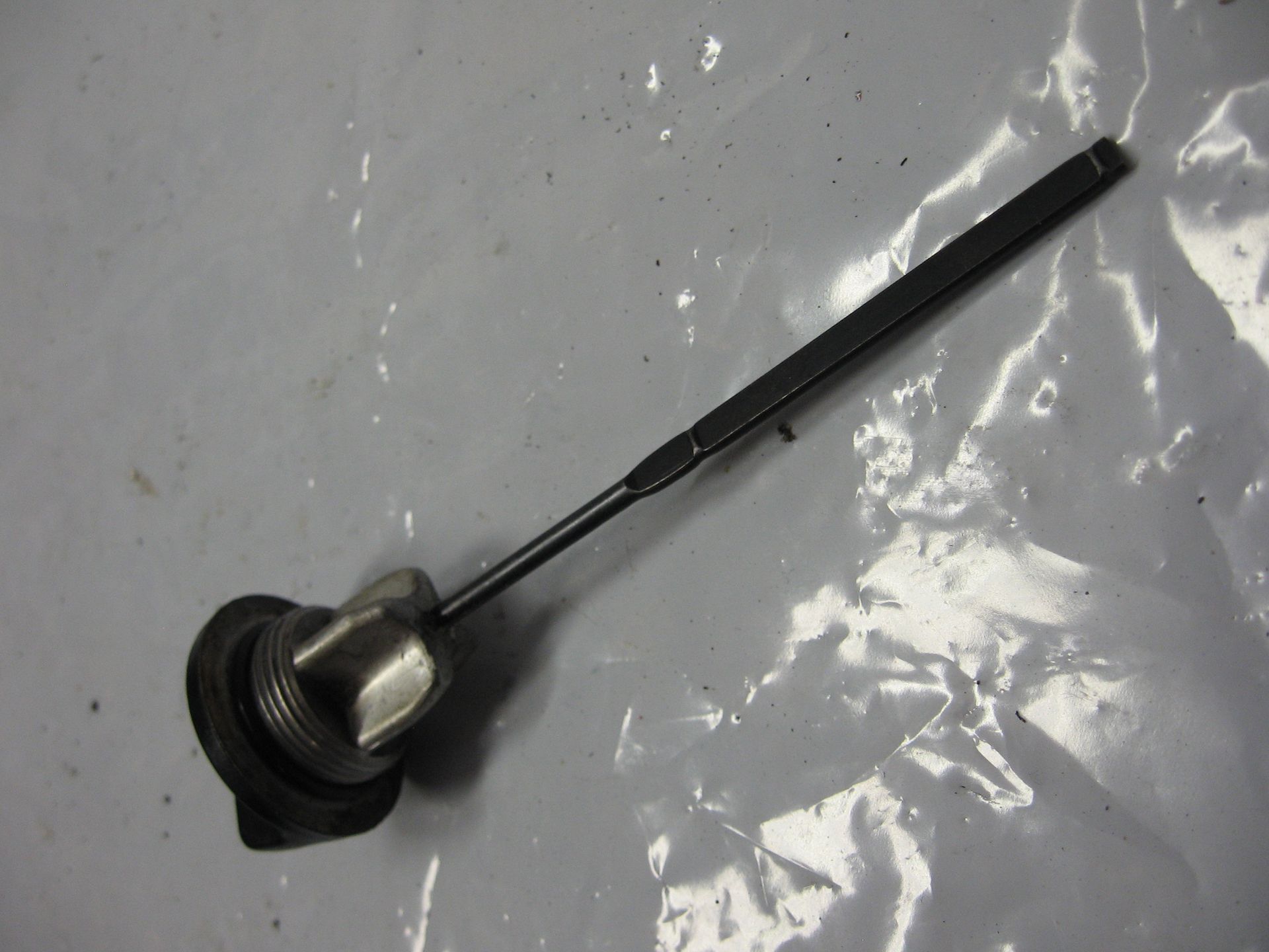 oliepeilstok cb750f sohc 1975-78 , cb750k 77-78		55105-392-000