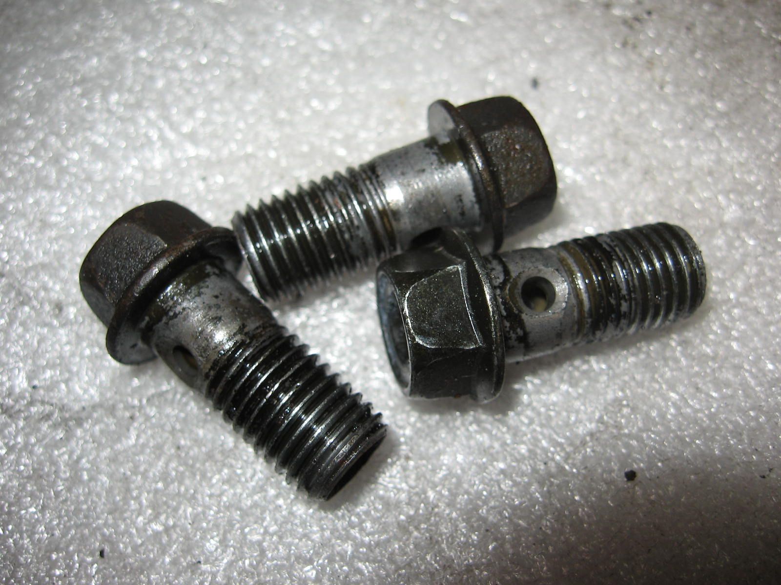 3x banjobout m10x1,25 voorrem	St1100   1991-03  	90145-ms9-612