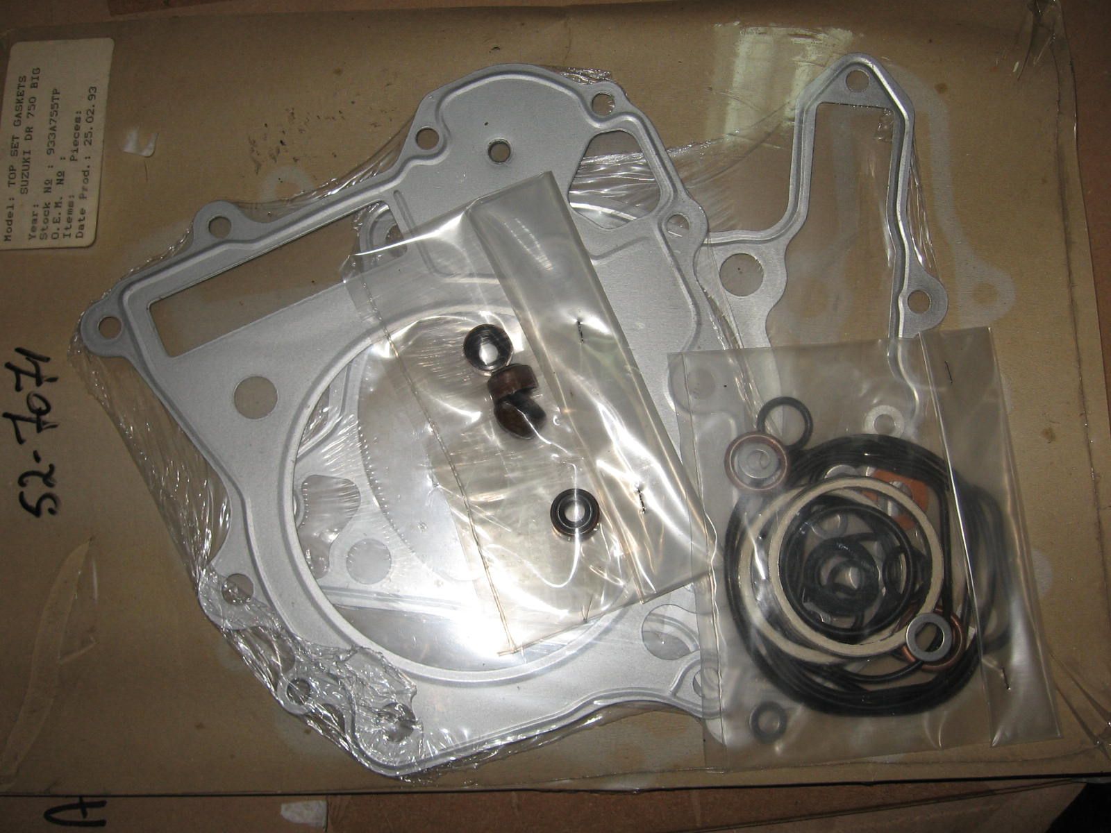 topset dr750 big 1988-89 , dr800 90-94		centauro	52-7071