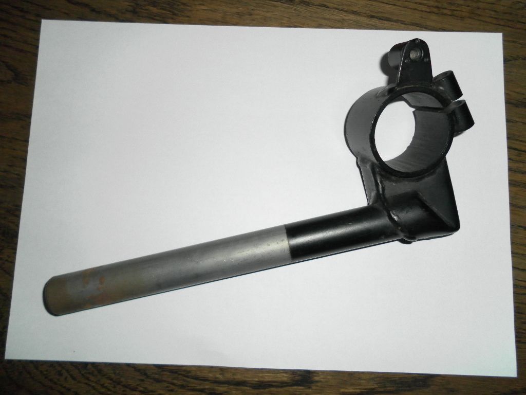 handlebar right , rechter stuurhelft	Fzr1000 87- 88			2GH-26122-00		,	yan263