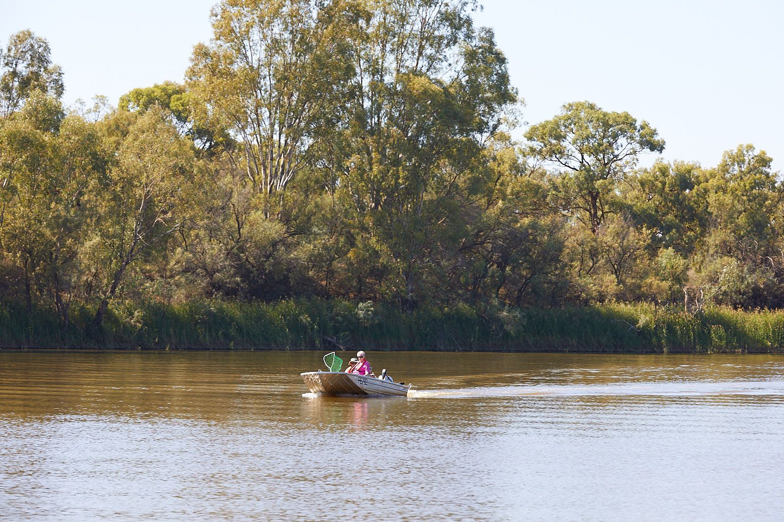Apex Riverbeach Holiday Park water access for boats and fishing, water play