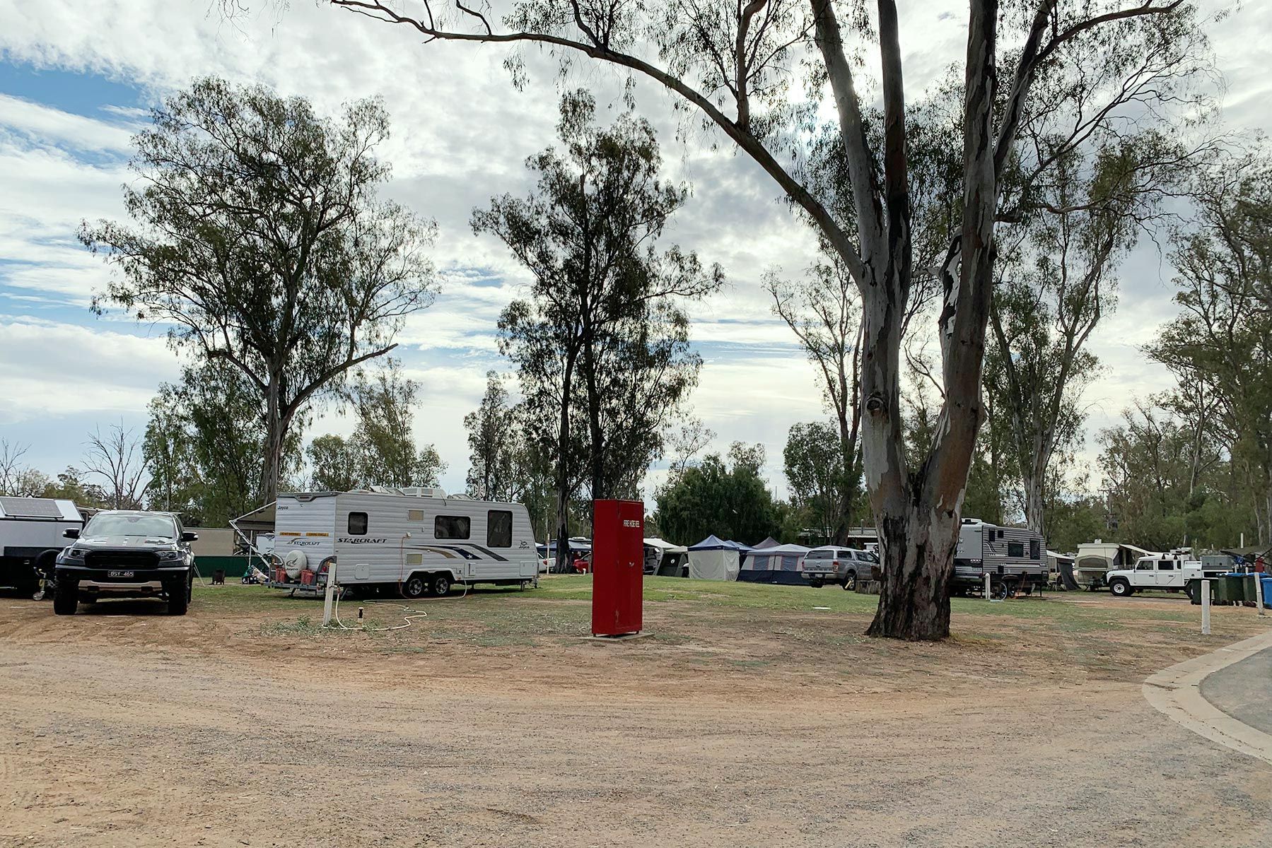 Apex Riverbeach Holiday Park Cabin caravan site by the riverbeach