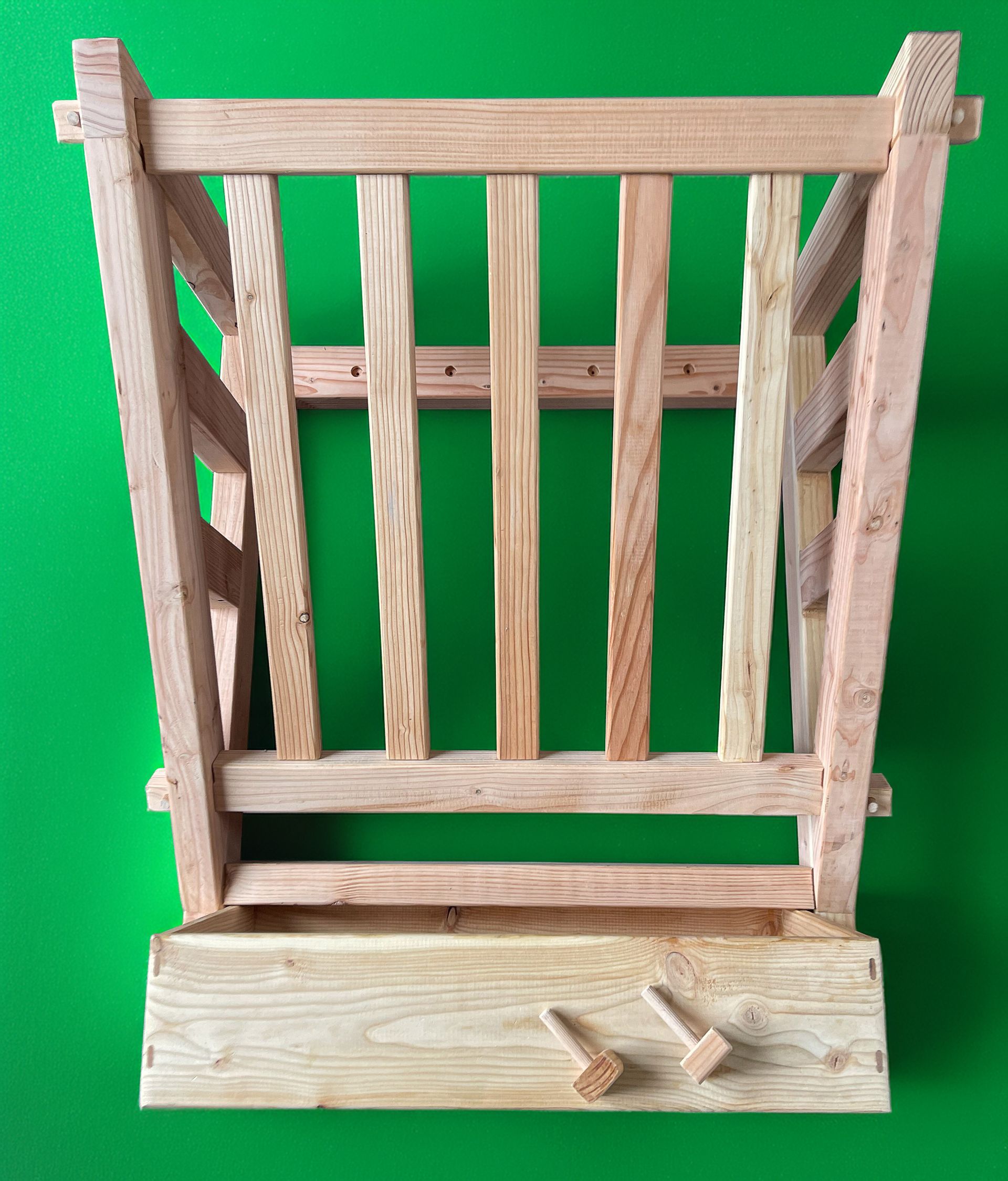Houten hangende hooiruif