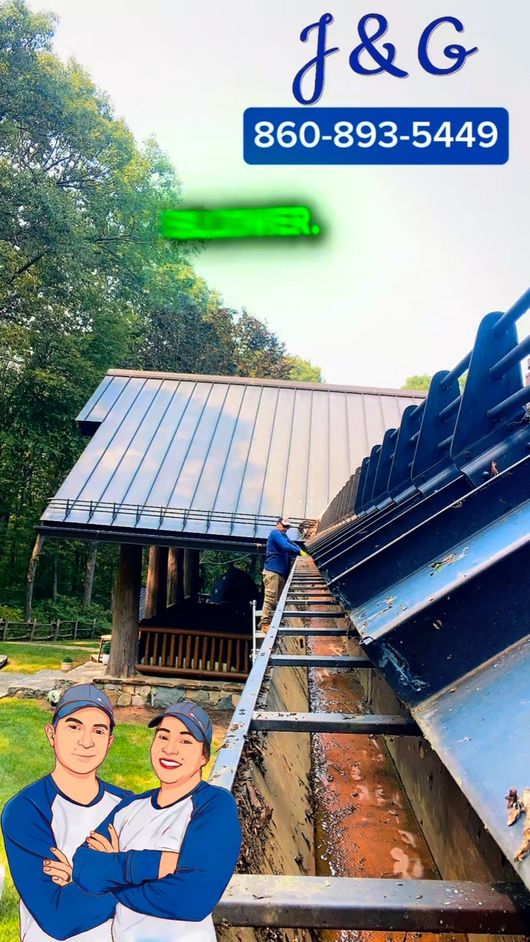 Roofing company ad with blue phone number, roof under repair, and workers illustrated at the bottom.