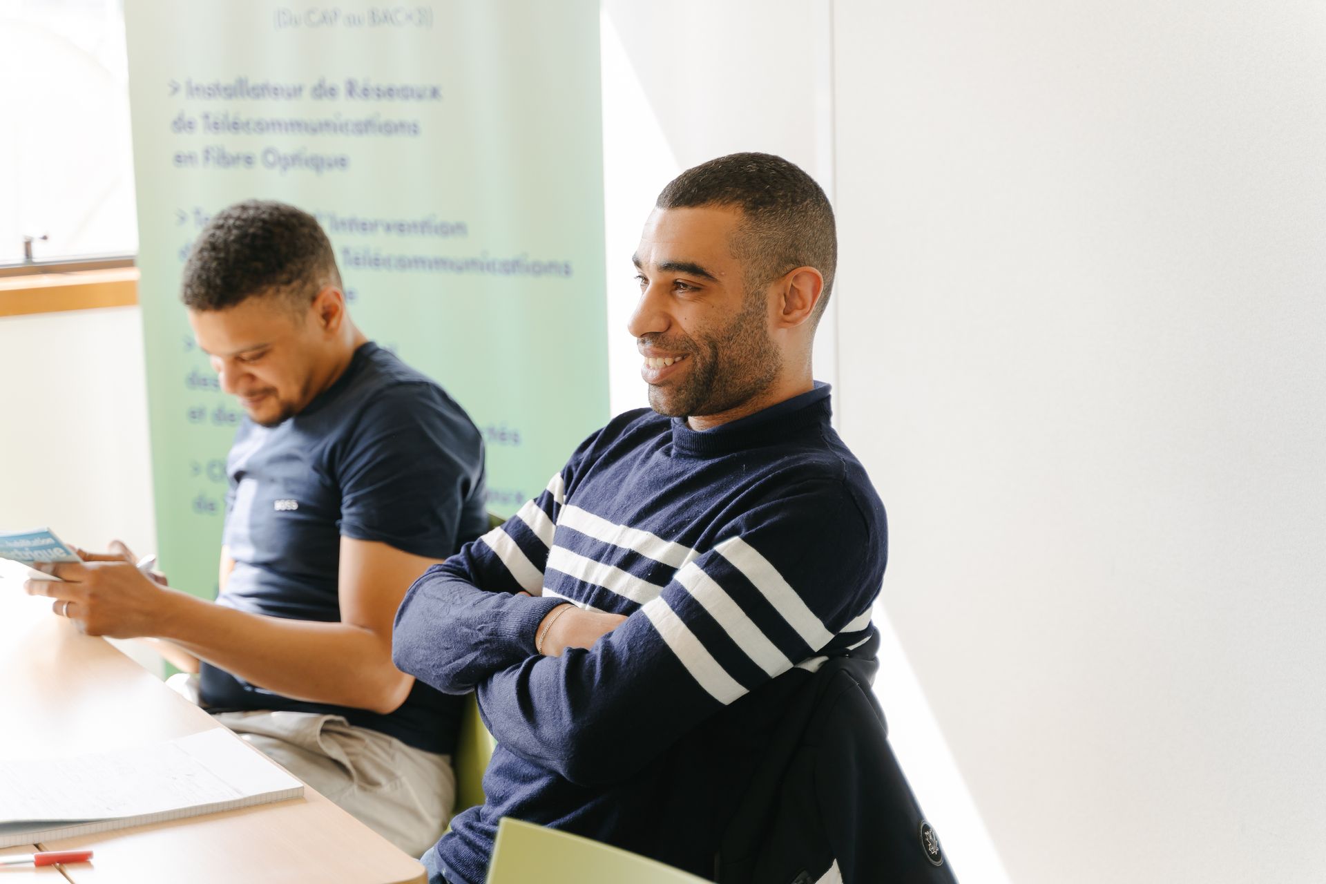 Photo de la Formations Commerce avec des apprenants qui suivent le cours