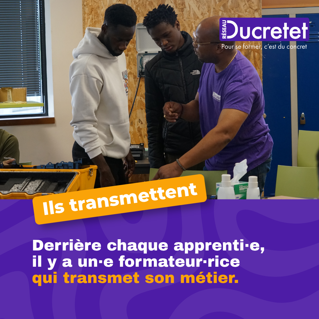 People gathered around a workbench with tools and bottles; French text says “Ils transmettent” and “Derrière chaque apprenti…”
