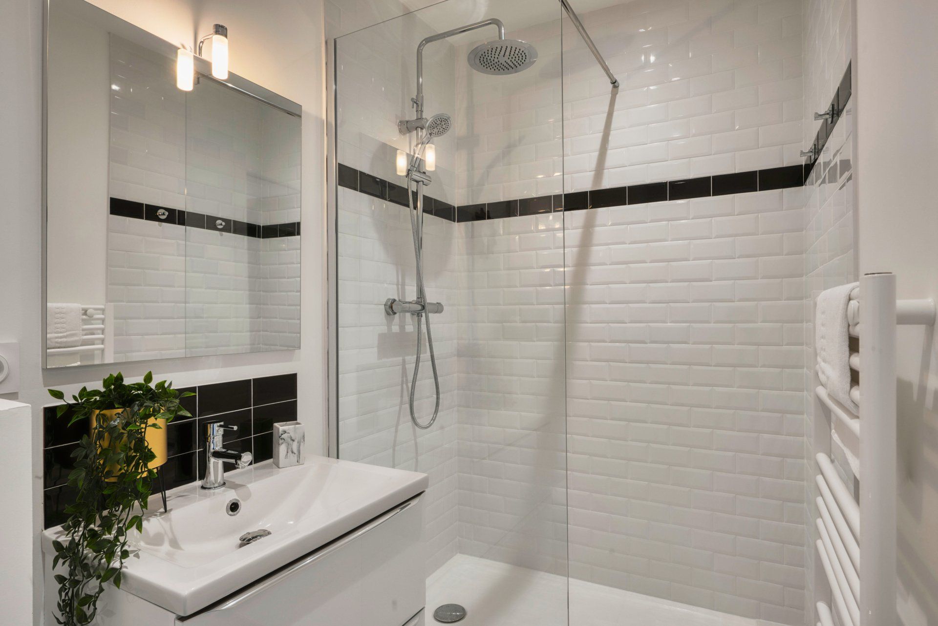 How to choose the shower sealer