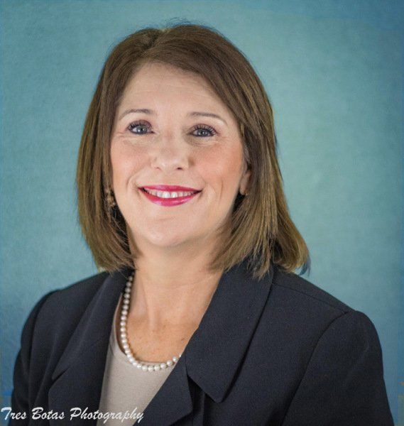 angele moore headshot