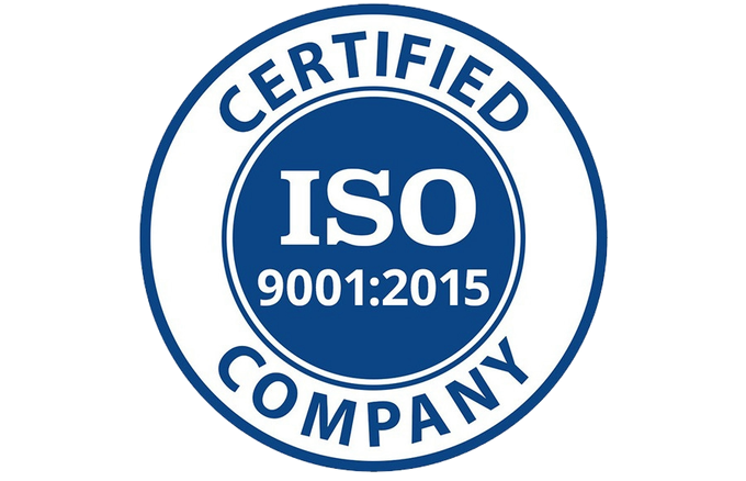 Logo di certificazione ISO 9001:2015 blu e bianco.