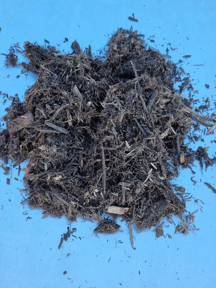 Eucalyptus Mulch — Hobart & Huonville, TAS — Leslie Vale Landscape & Gravel Supplies