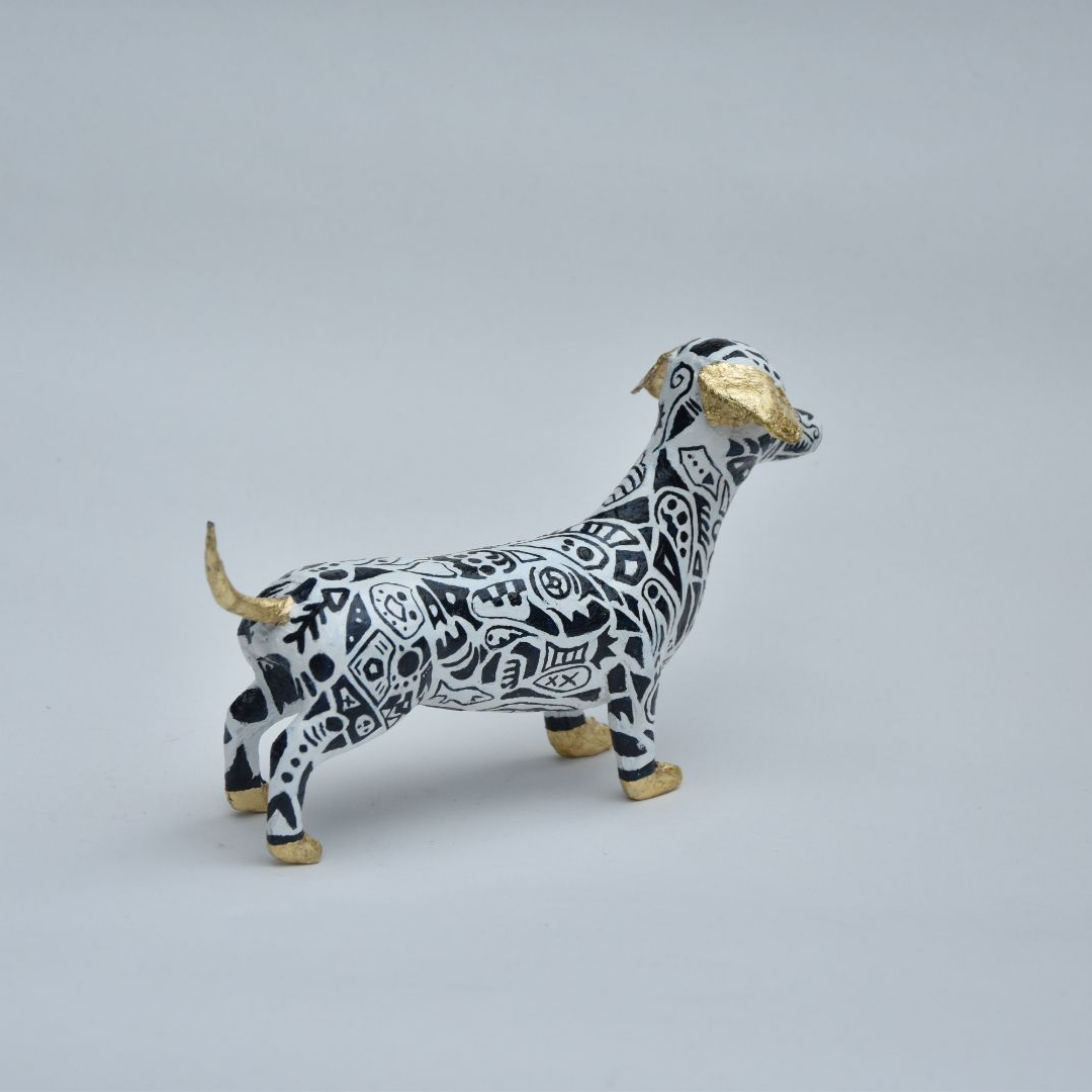 Paper Mache teckel figurine