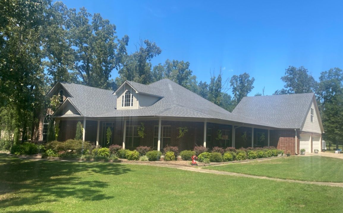 CertainTeed Landmark architectural in Cobblestone Gray