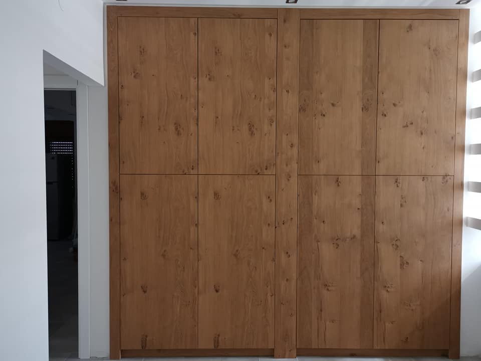 armadio in legno