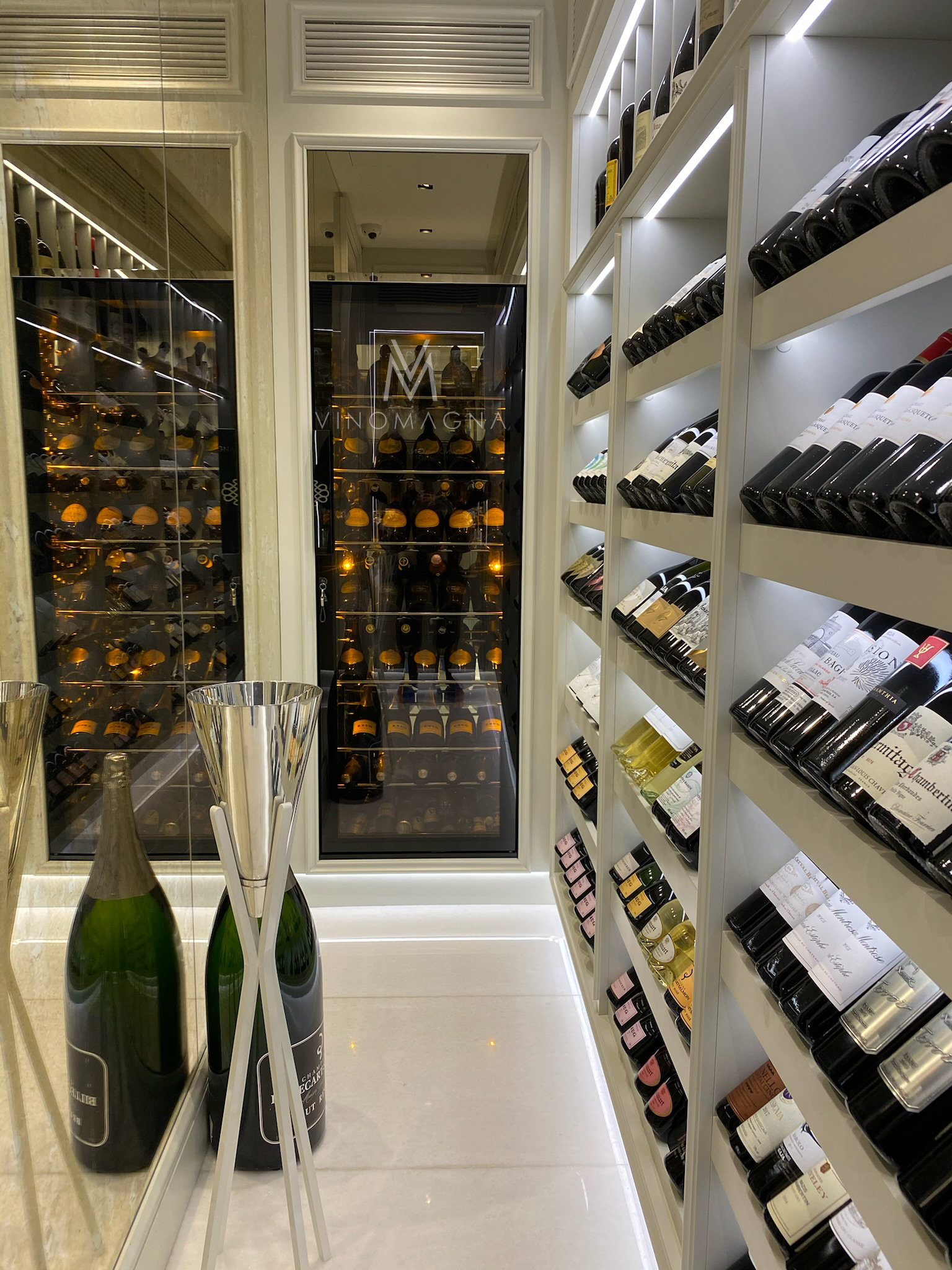 Wine wall by Vinomagna wine-wall-real-watermarked-2-vinomagna