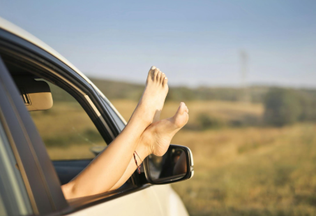 How to Avoid Back Pain on Road Trips and Flights | Sycamore