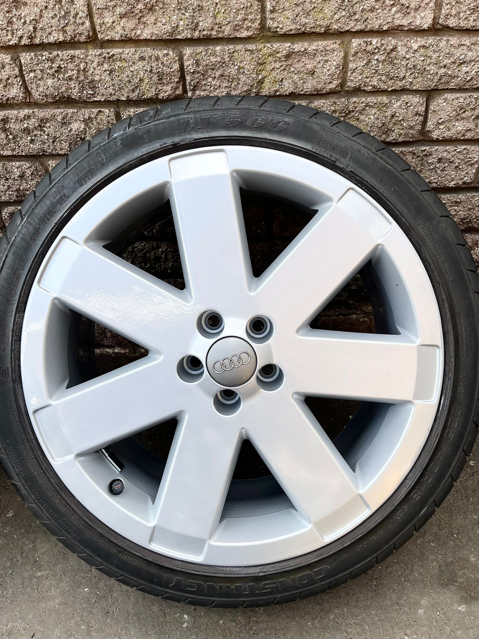 Alloy wheel refurbished