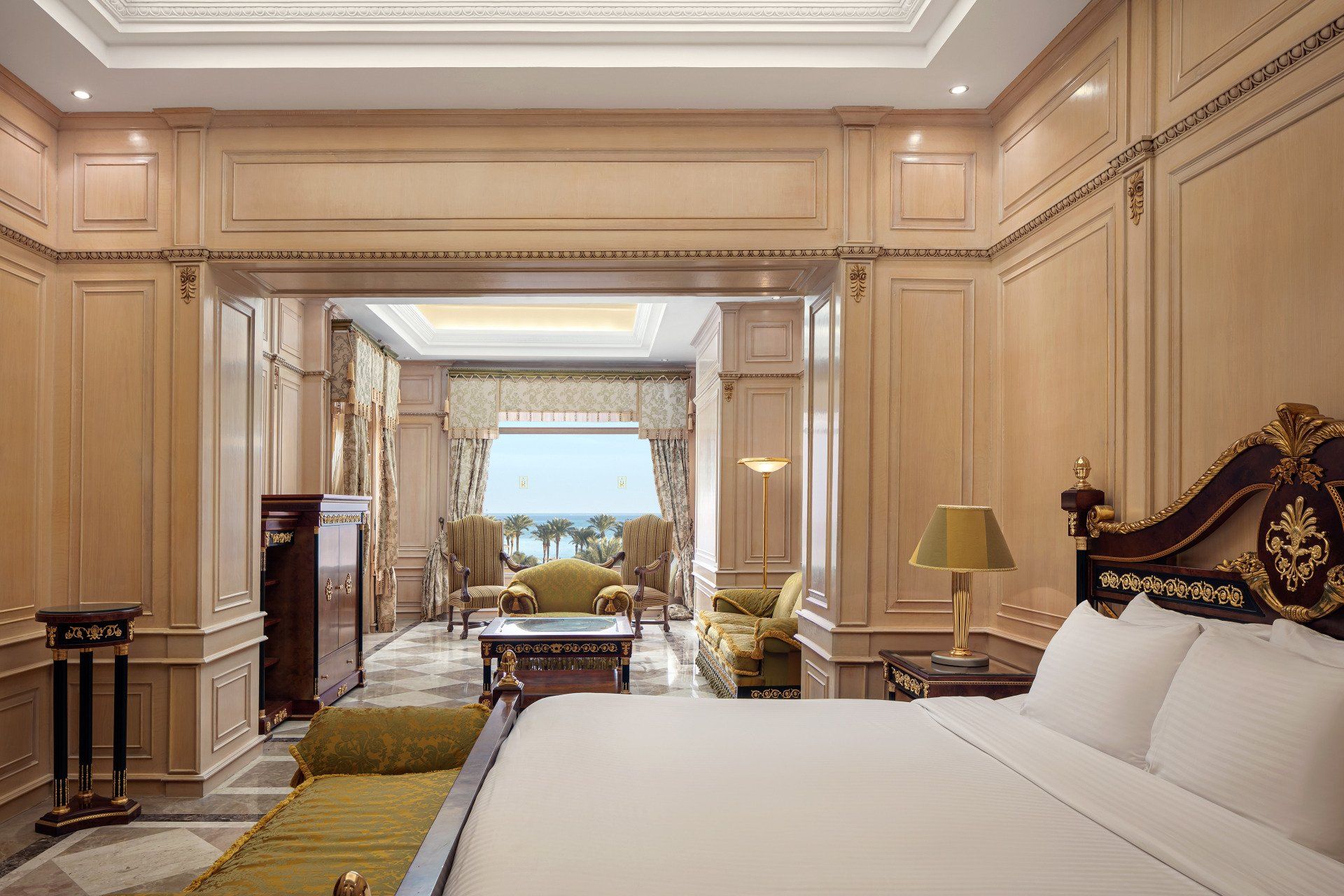 Royal Suite at Palm Royale Resort